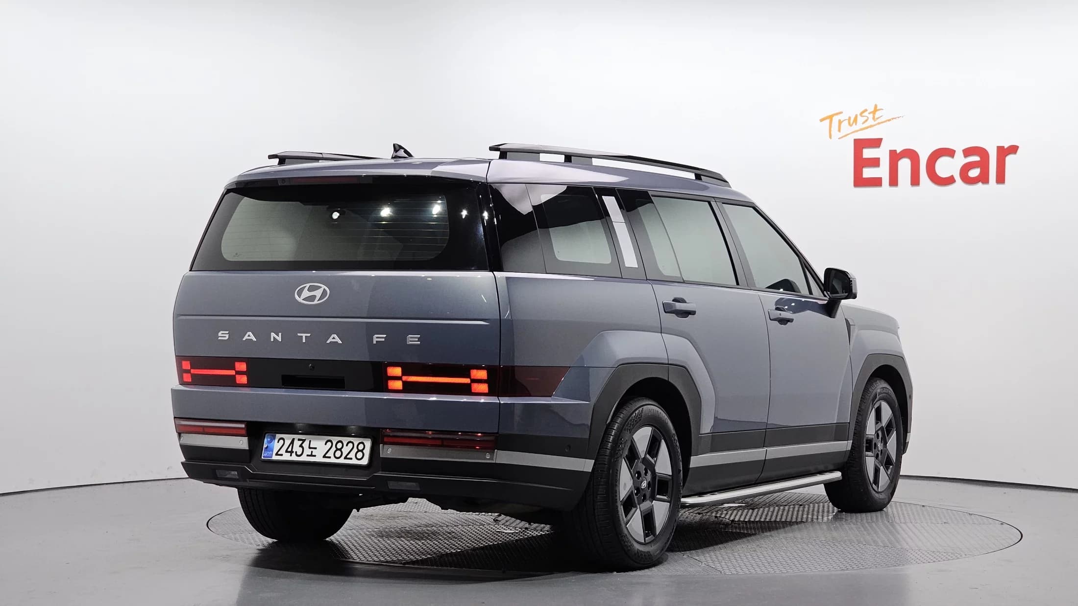 Hyundai Santa Fe HEV 1.6 2WD Prestige, гибрид, 2023 г. 33043 км. — фото 2