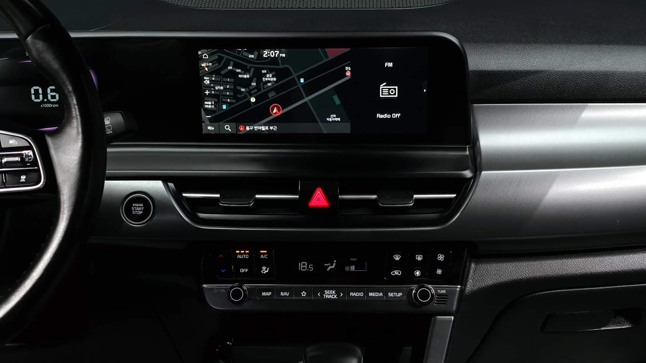 Kia Seltos Gasoline 1.6 Turbo 2WD Prestige, 2022 г. 93683 км. — фото 17
