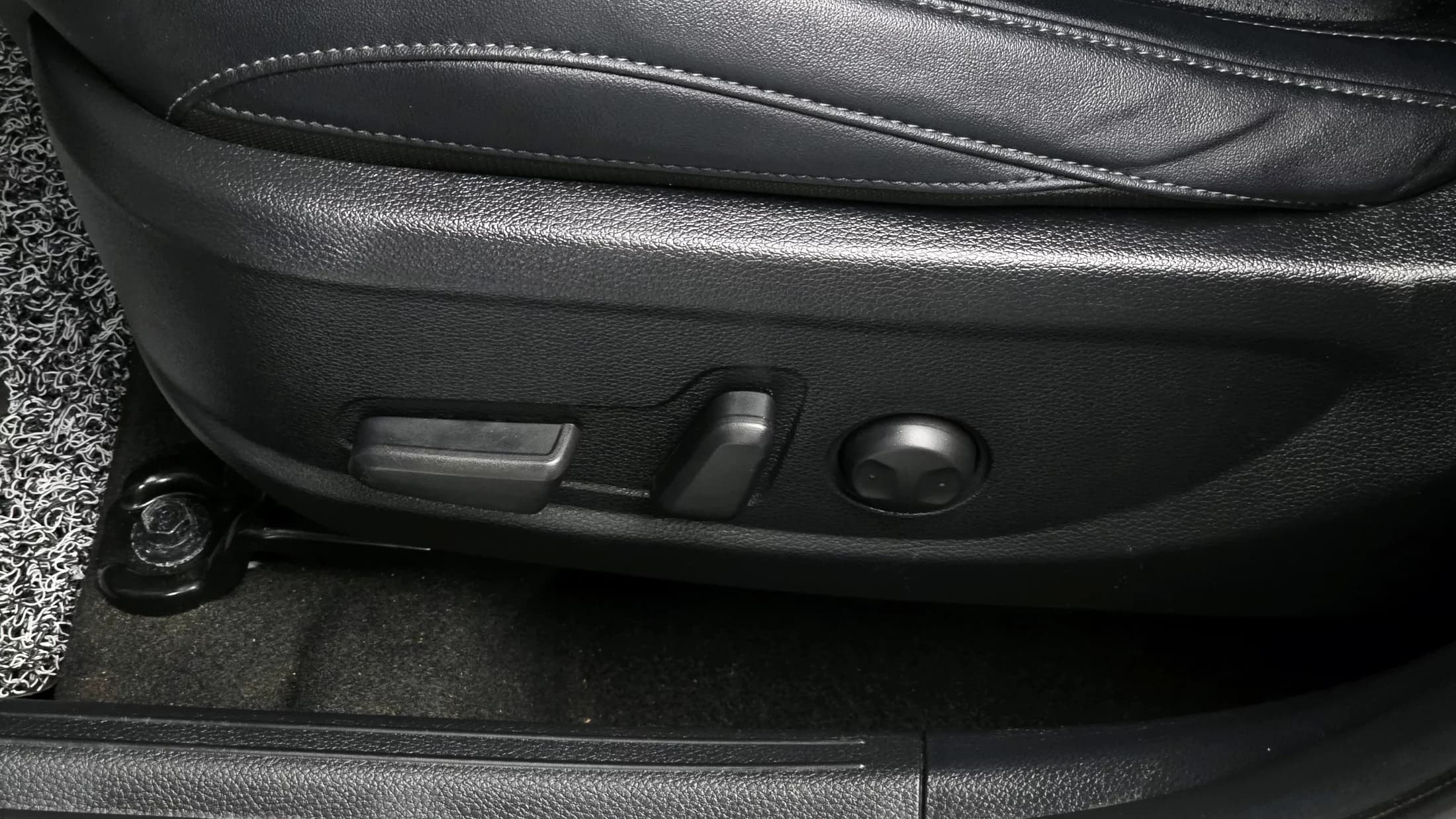 Kia Seltos Gasoline 1.6 Turbo 2WD Prestige, 2022 г. 93683 км. — фото 18