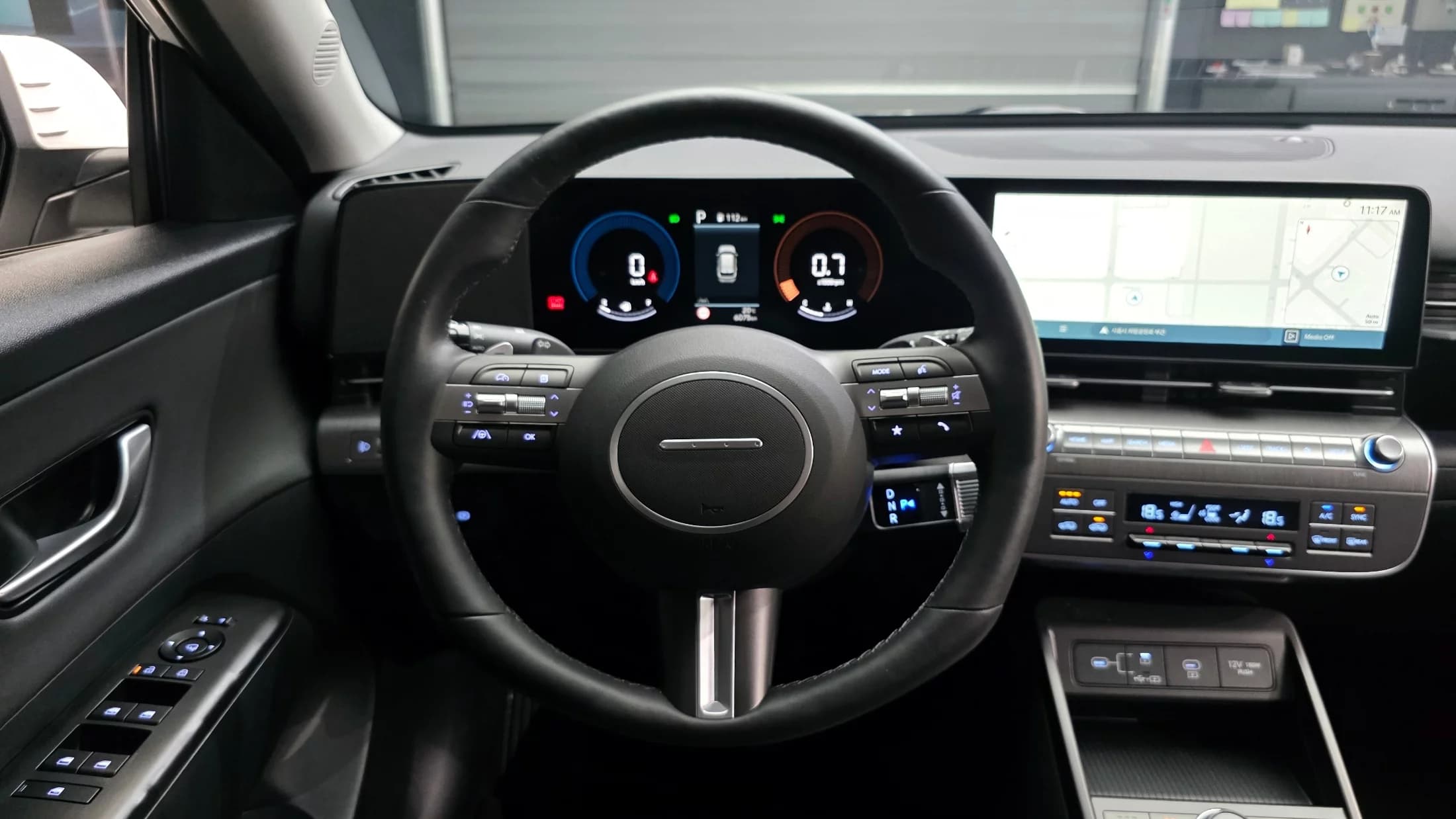 Hyundai Kona Gasoline 1.6 Turbo 2WD Premium, 2023 г. 6131 км. — фото 13
