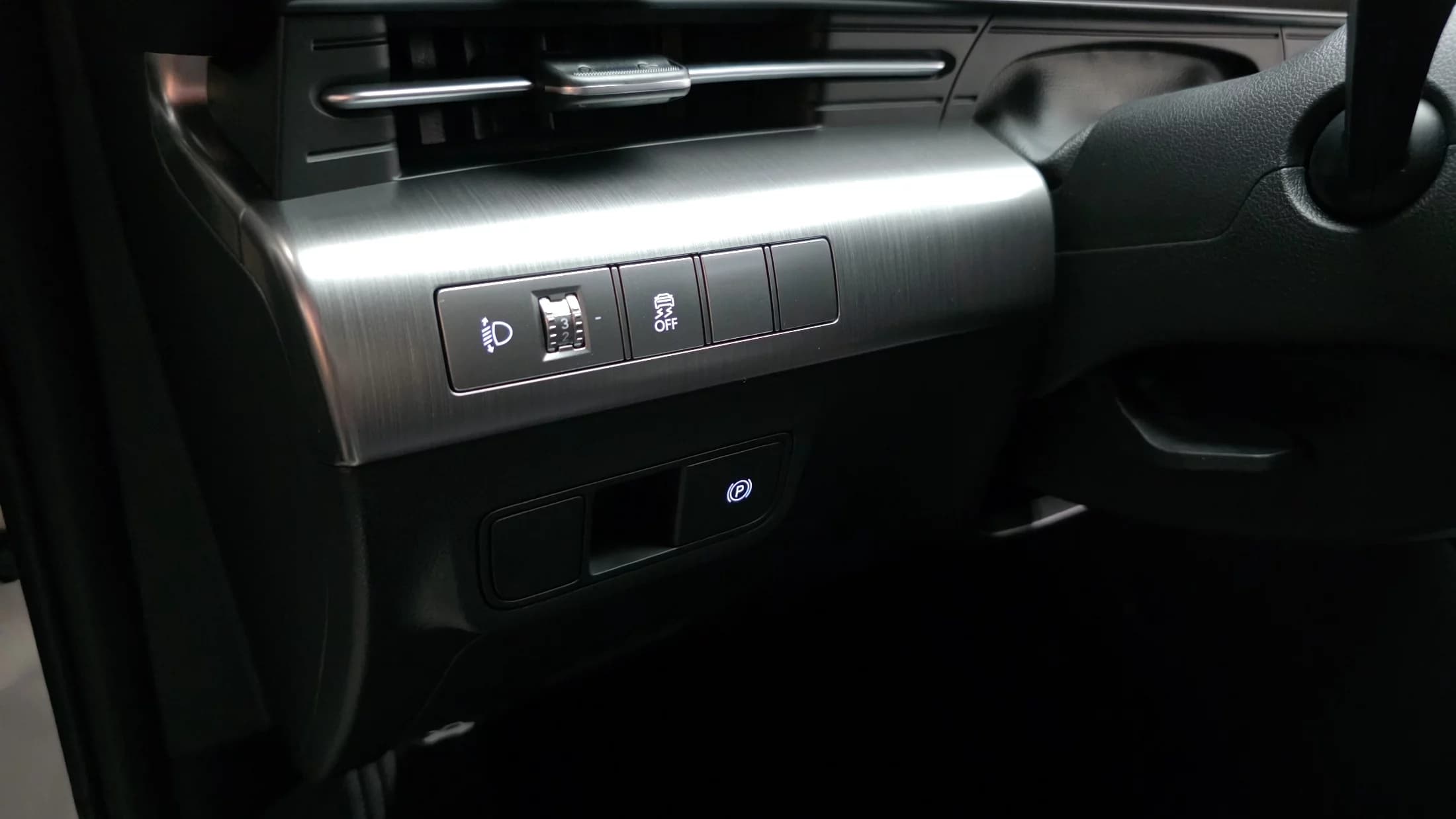 Hyundai Kona Gasoline 1.6 Turbo 2WD Premium, 2023 г. 6131 км. — фото 15