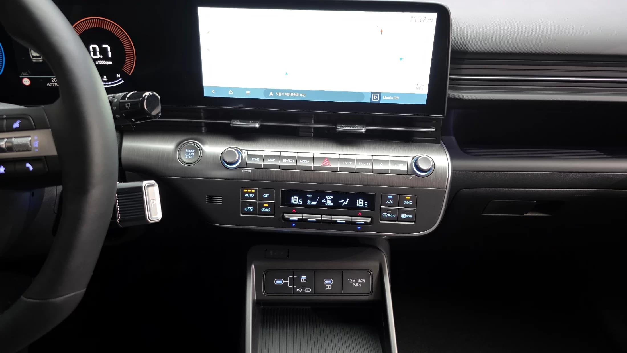 Hyundai Kona Gasoline 1.6 Turbo 2WD Premium, 2023 г. 6131 км. — фото 18