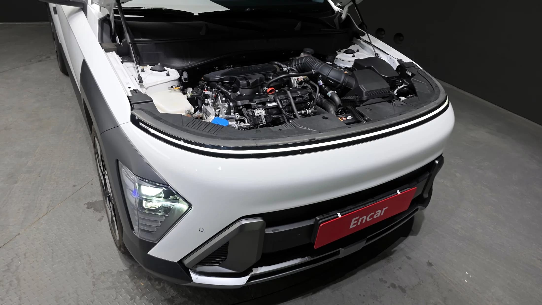 Hyundai Kona Gasoline 1.6 Turbo 2WD Premium, 2023 г. 6131 км. — фото 6