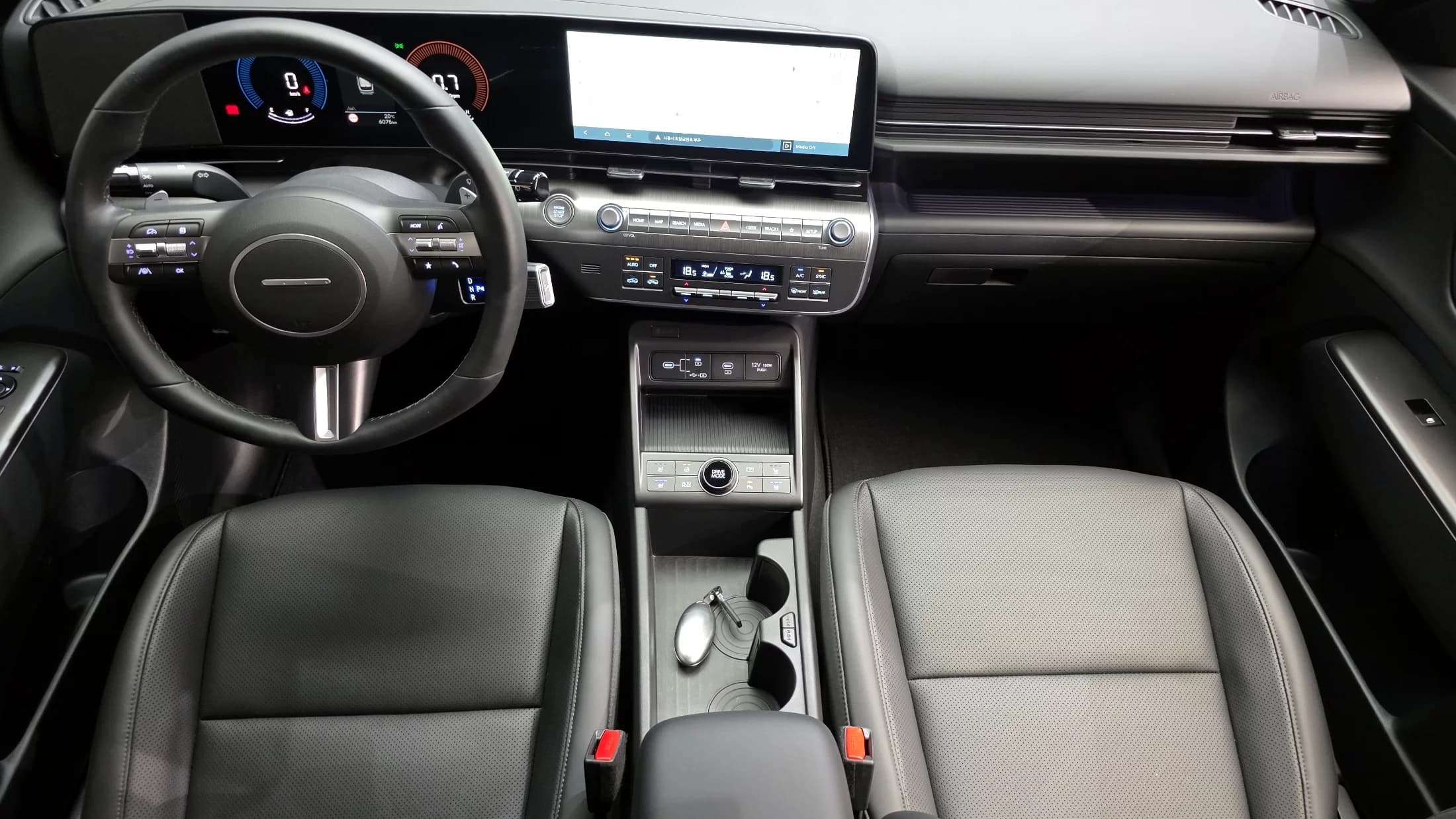 Hyundai Kona Gasoline 1.6 Turbo 2WD Premium, 2023 г. 6131 км. — фото 7