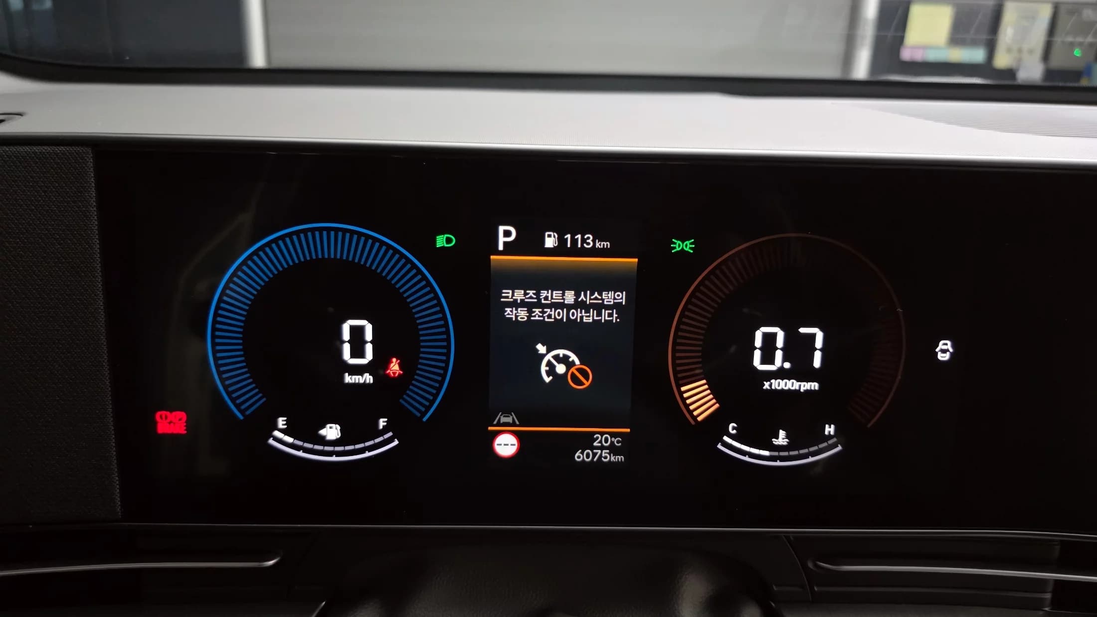 Hyundai Kona Gasoline 1.6 Turbo 2WD Premium, 2023 г. 6131 км. — фото 8