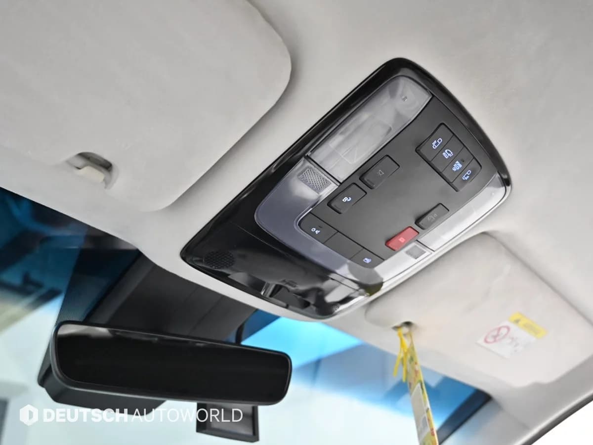 Hyundai Staria 4WD Lounge 7-Seater Limousine, 2024 г. 73449 км. — фото 19