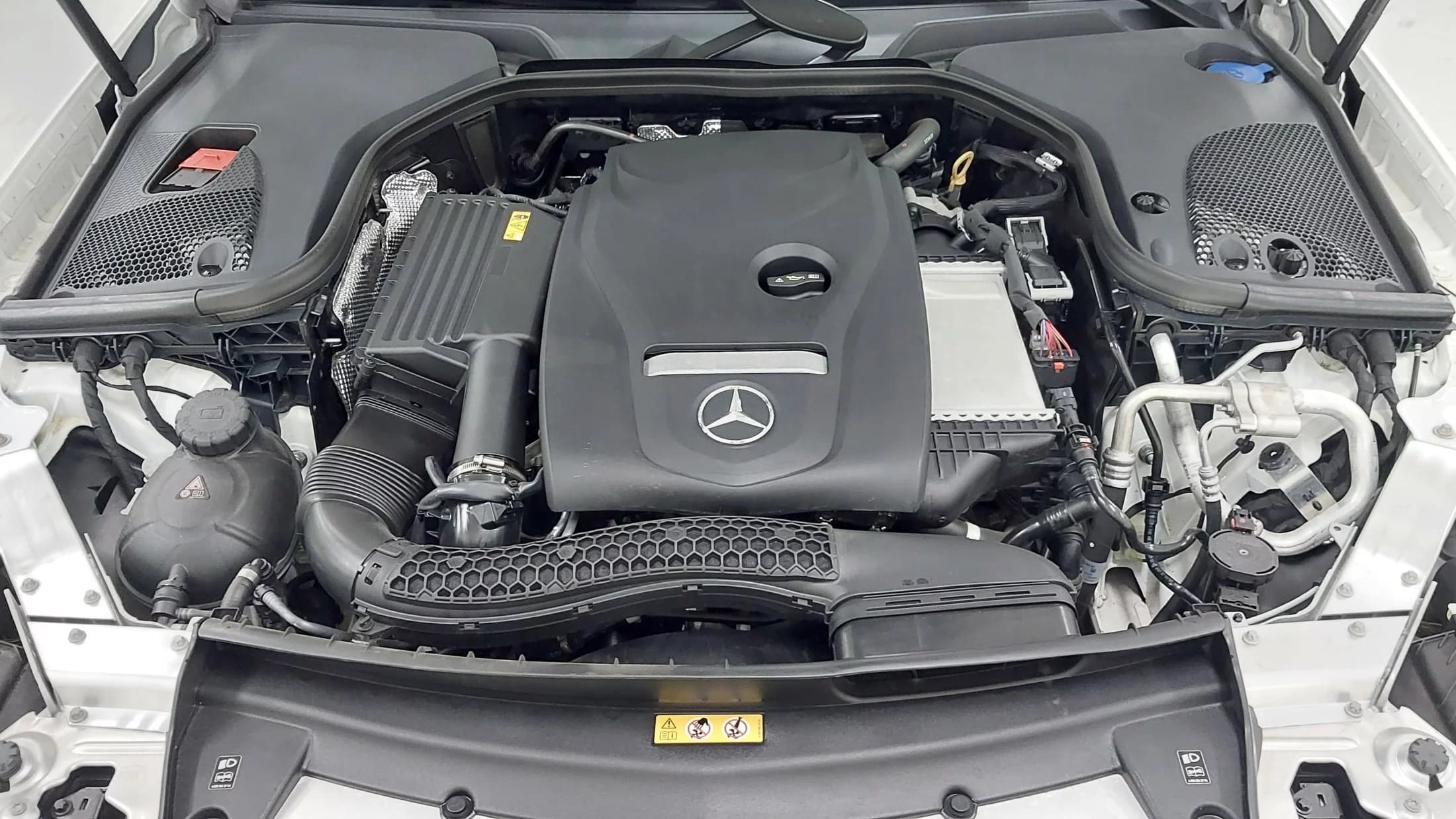 Mercedes-Benz E-Class E250 AMG Line, 2023 г. 17287 км. — фото 6