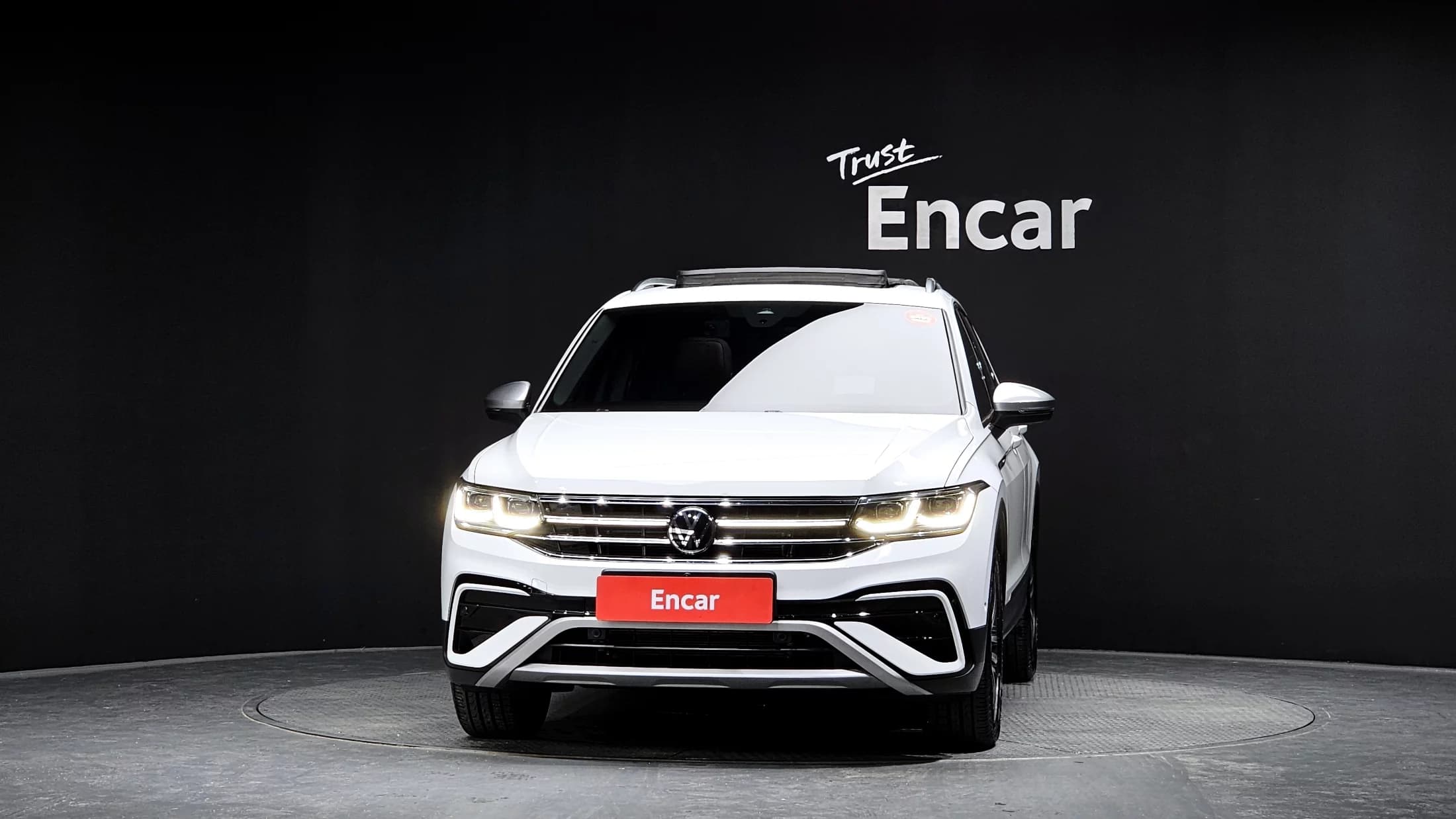 Volkswagen TIGUAN 2.0 TSI Prestige, 2023 г. 19877 км. — фото 3