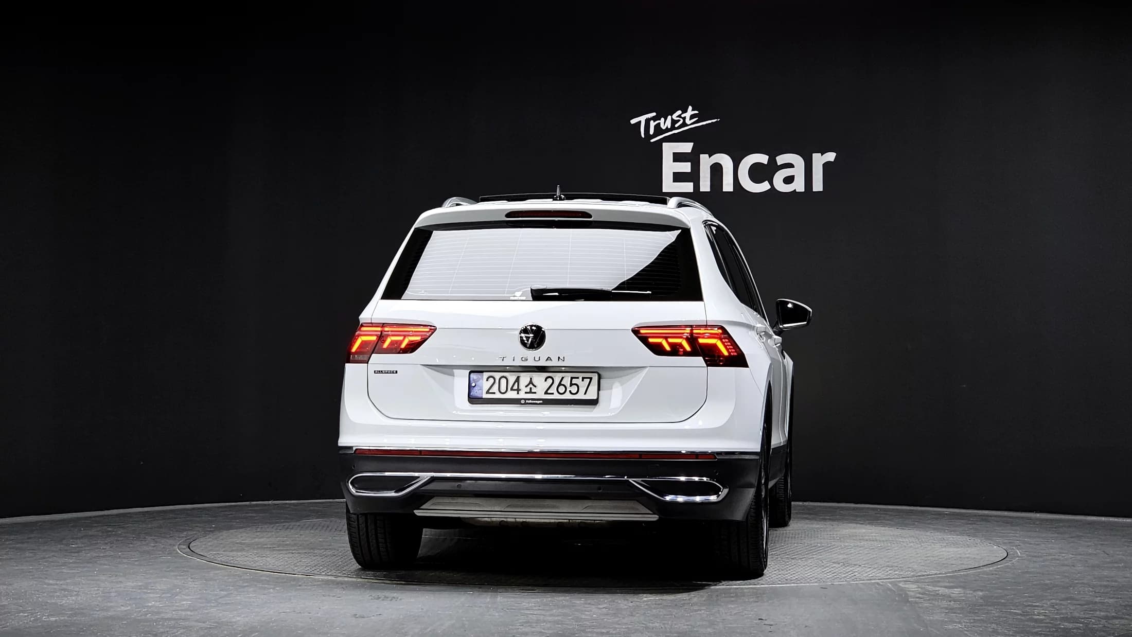 Volkswagen TIGUAN 2.0 TSI Prestige, 2023 г. 19877 км. — фото 4