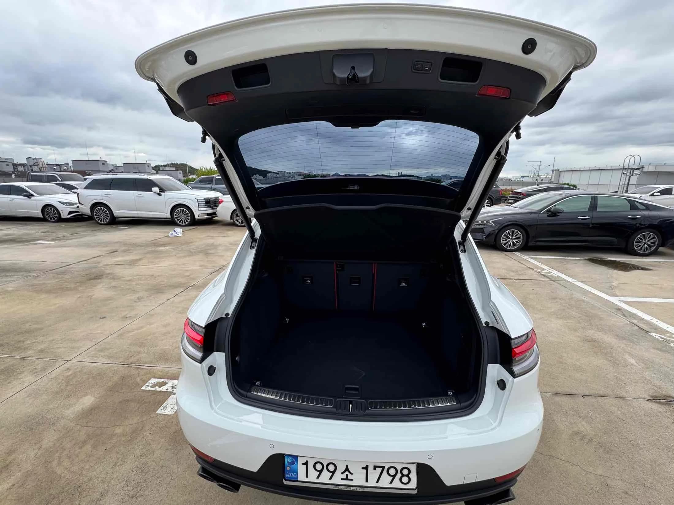 Porsche MACAN 2.0 95B, 2021 г. 68094 км. — фото 15