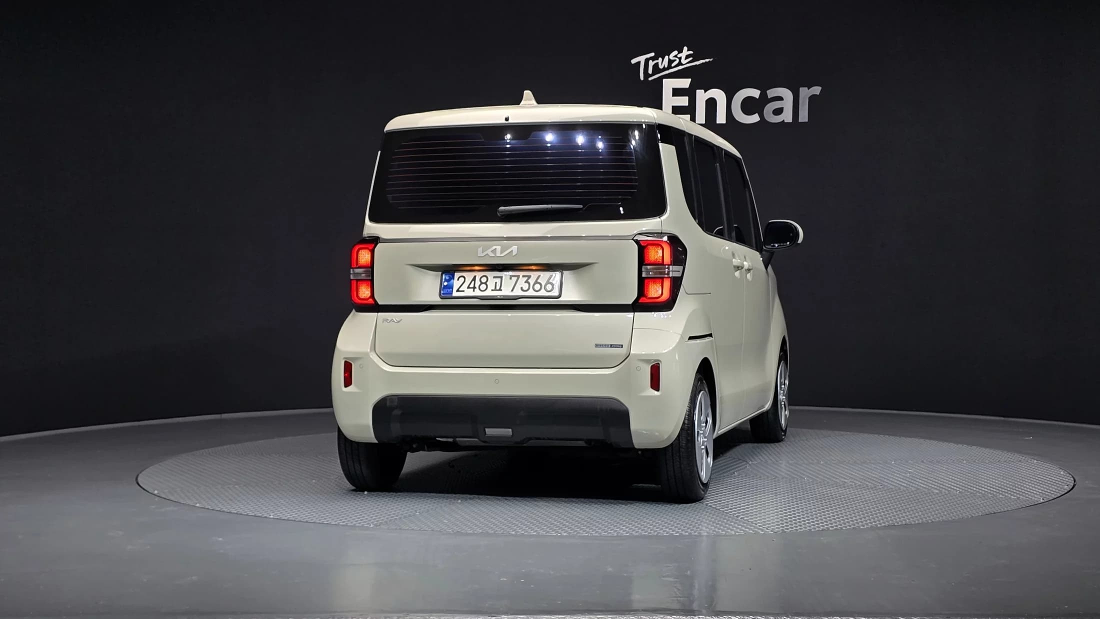 Kia RAY Van 2-Seater Prestige Special, 2023 г. 14017 км. — фото 4