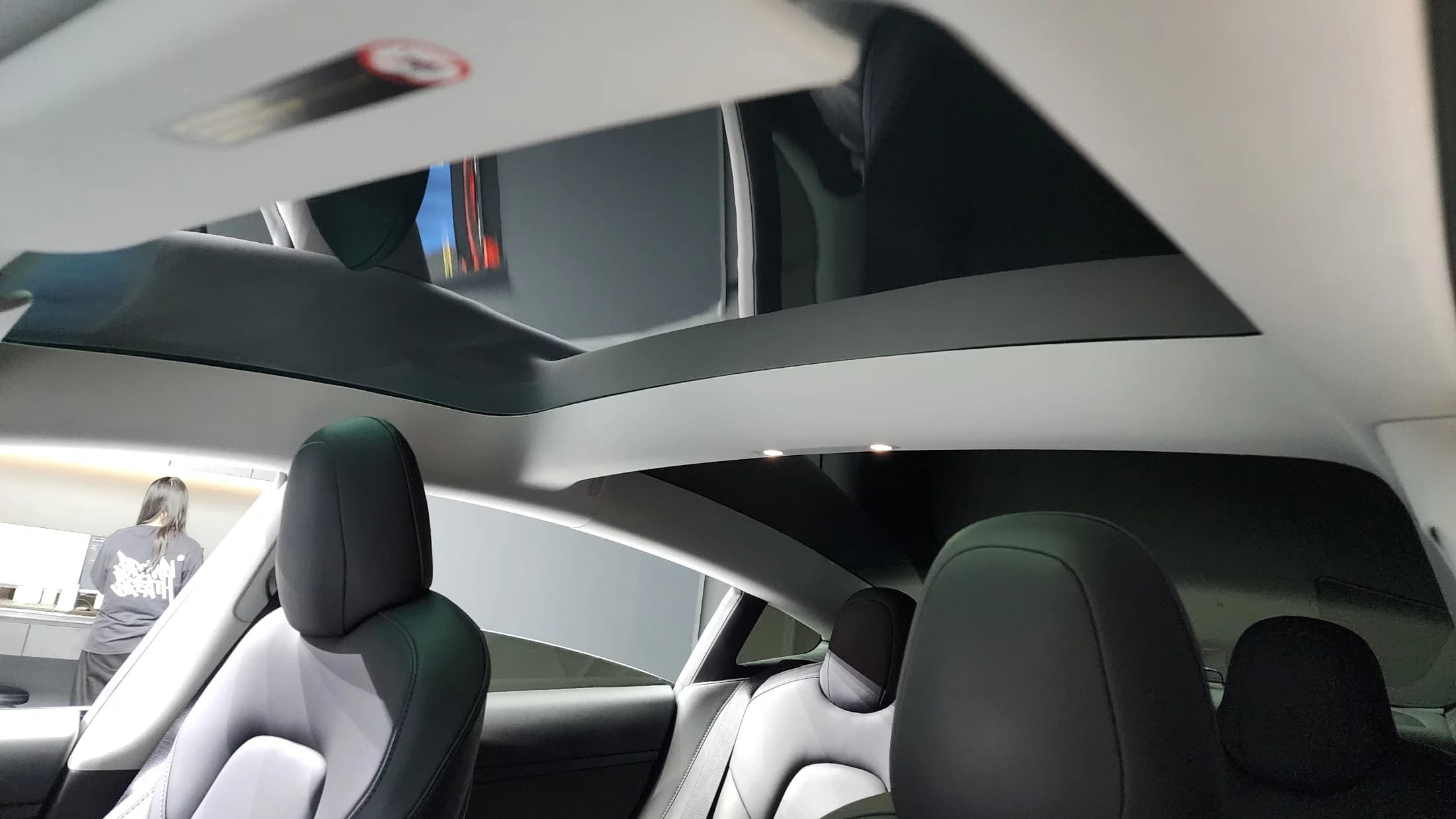 Tesla MODEL 3 Standard Range Plue, электромобиль, 2021 г. 120954 км. — фото 17