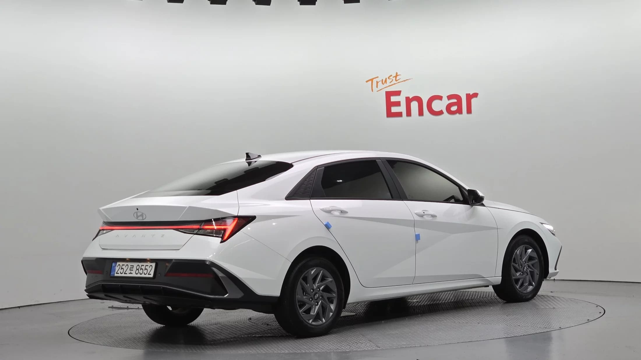 Hyundai AVANTE (Хендай Элантра) Modern, гибрид, 2025 г. 6418 км. — фото 2