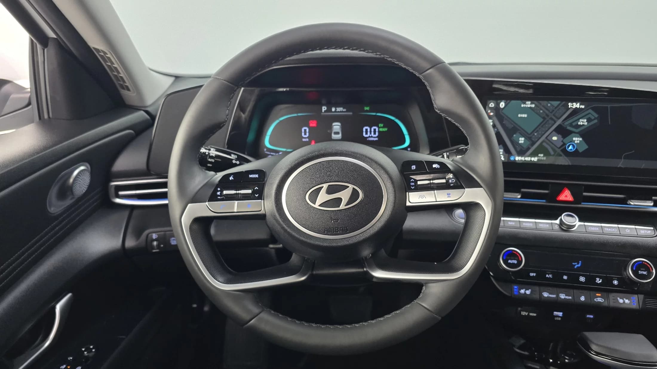 Hyundai AVANTE (Хендай Элантра) Modern, гибрид, 2025 г. 6418 км. — фото 13