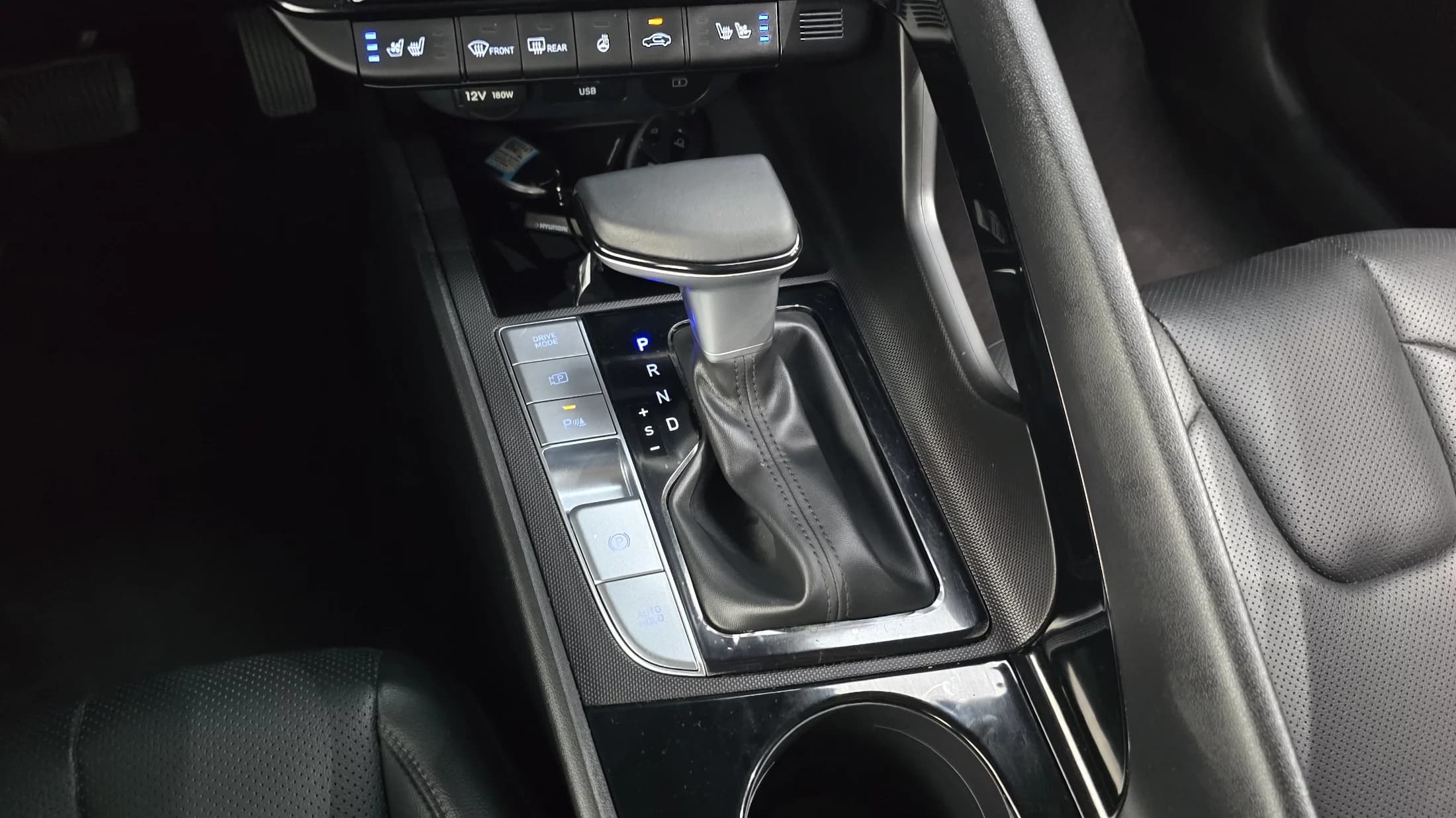 Hyundai AVANTE (Хендай Элантра) Modern, гибрид, 2025 г. 6418 км. — фото 9