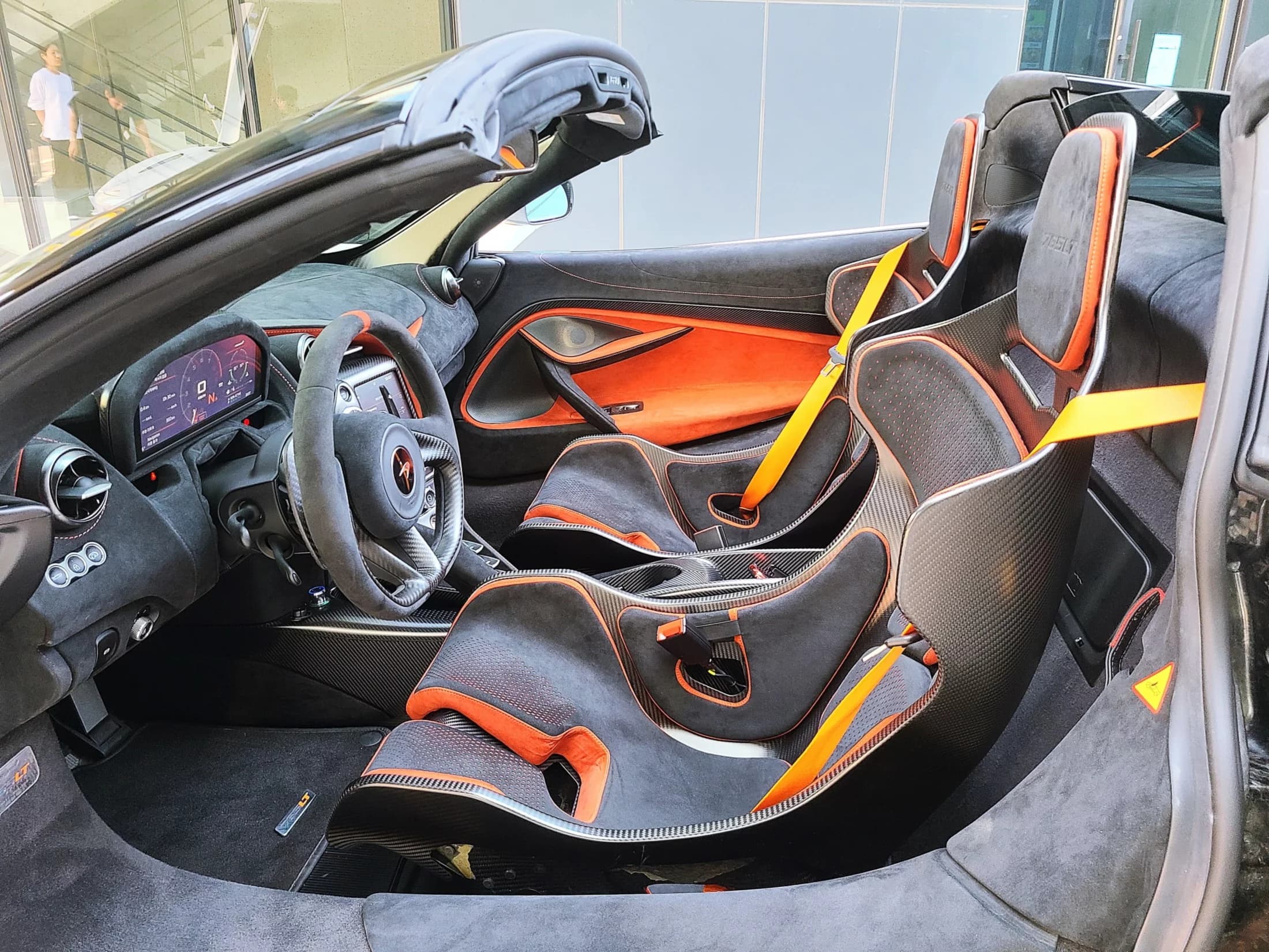Mclaren 765LT 4.0 Spider, 2022 г. 466 км. — фото 5