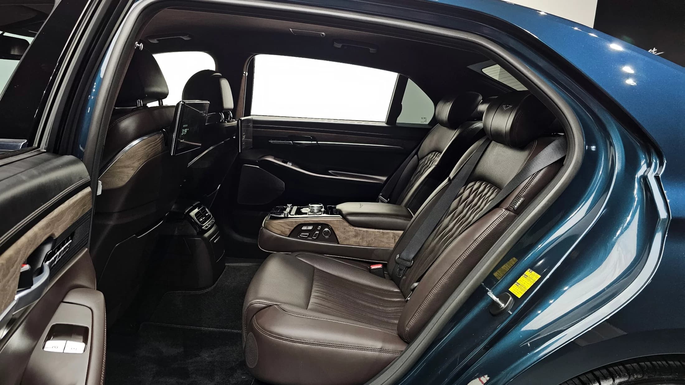 Genesis G90 3.8 AWD Prestige, 2021 г. 145821 км. — фото 12