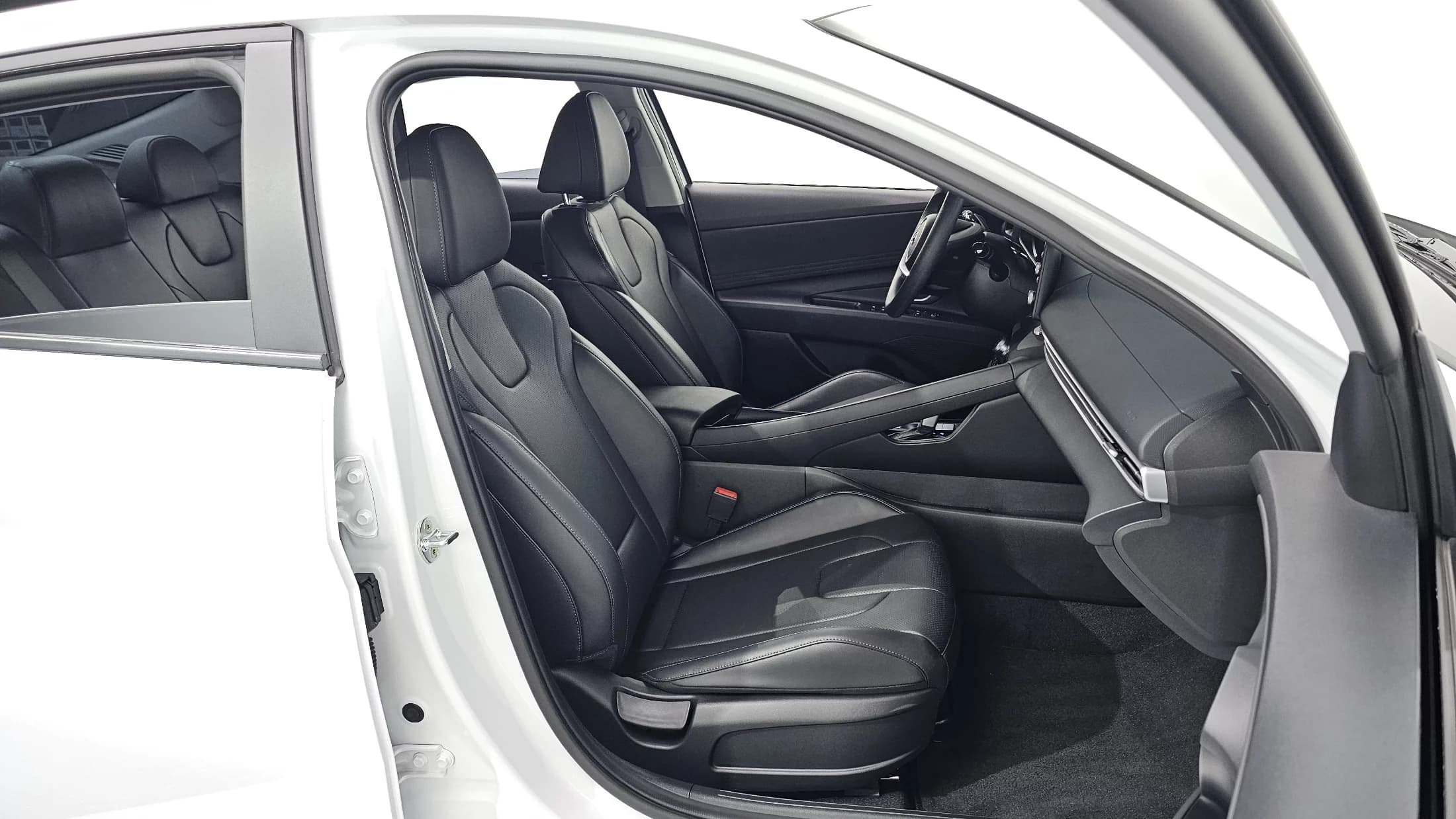 Hyundai AVANTE (Хендай Элантра) Smart, гибрид, 2022 г. 15475 км. — фото 13