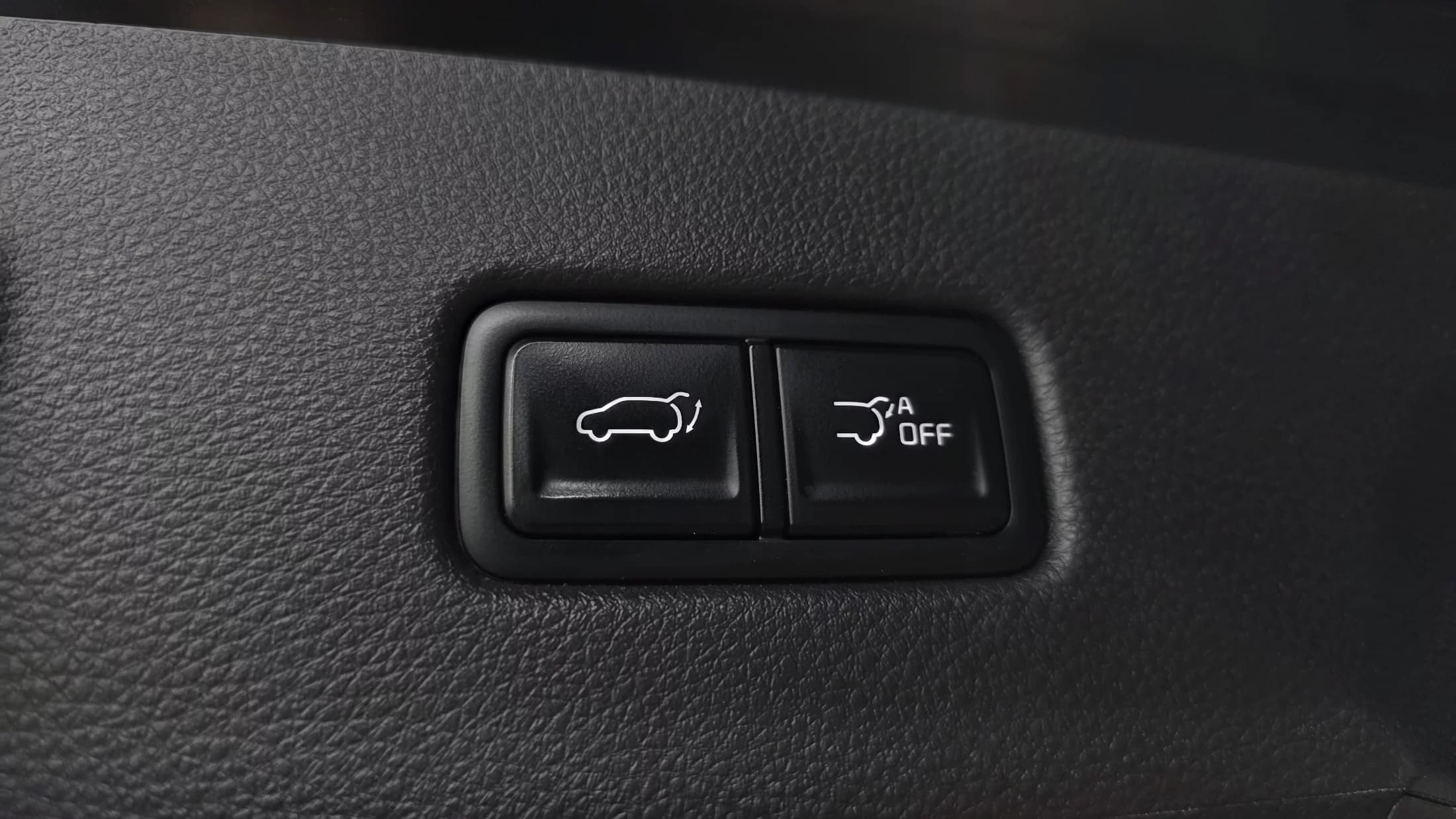 Kia Carnival 7-Seater Signature, 2023 г. 38864 км. — фото 19