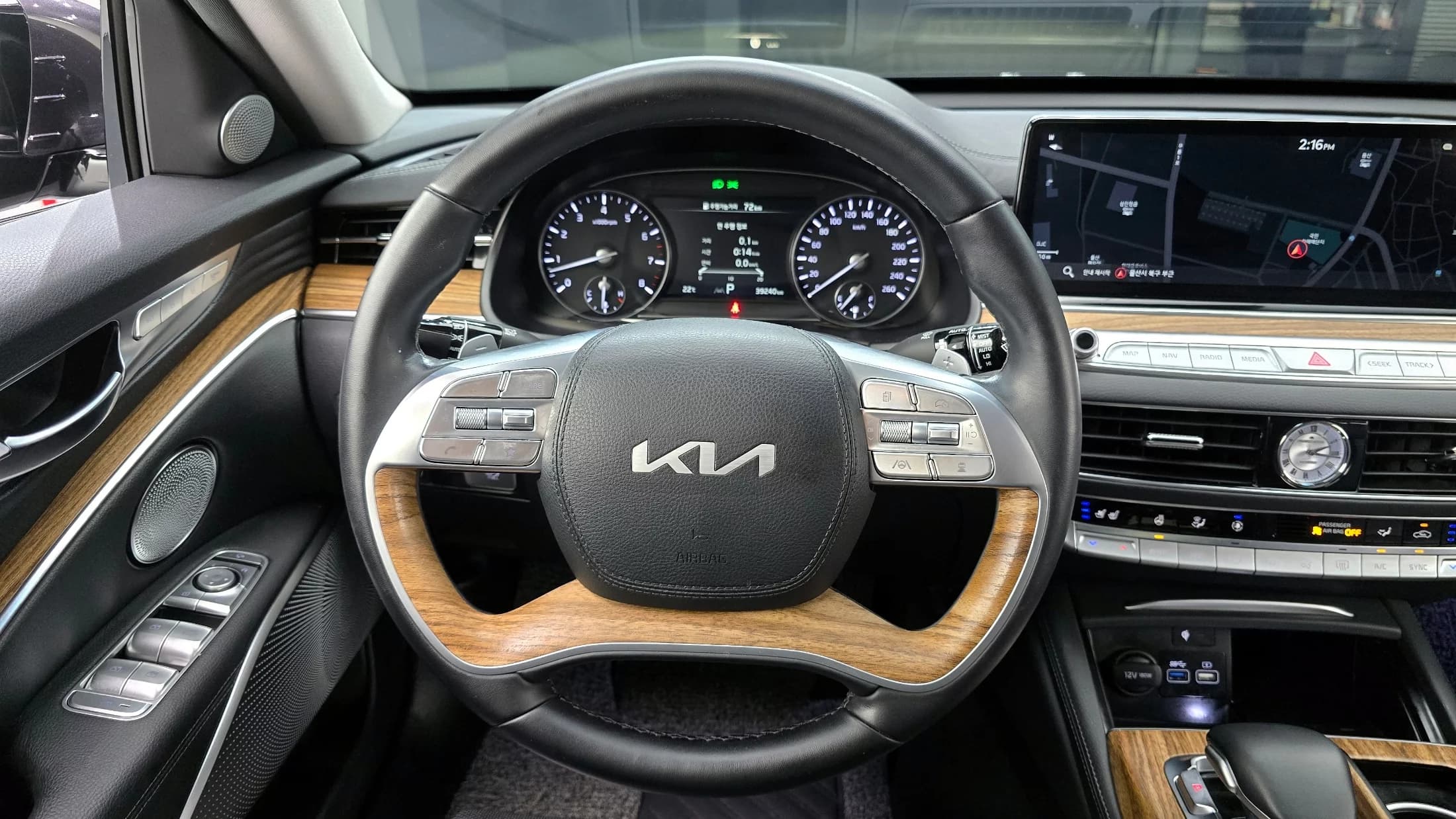 Kia K9 3.8 GDI Platinum, 2022 г. 39384 км. — фото 13