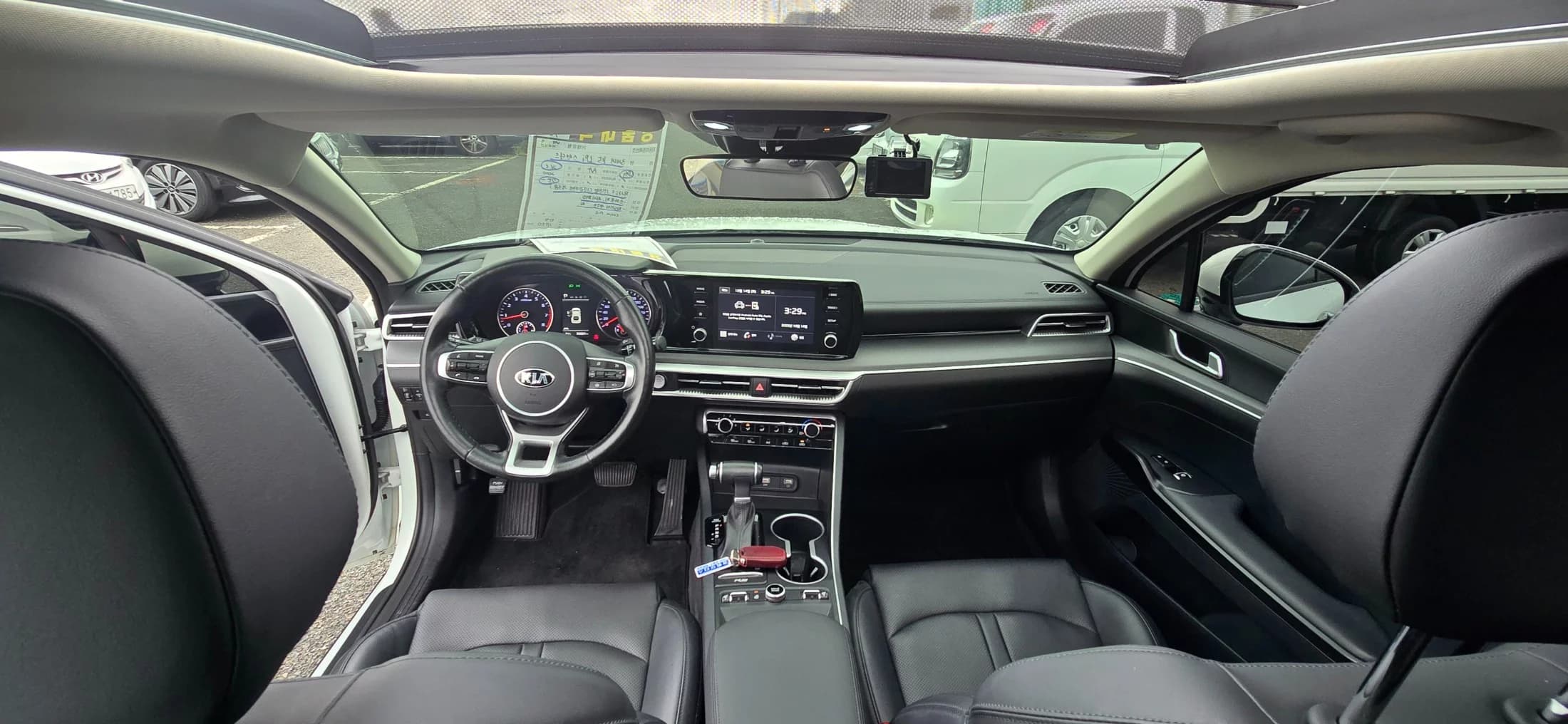 Kia K5 (Киа Оптима) 2.0 LPI(Renter car) Strandard, 2021 г. 70481 км. — фото 2