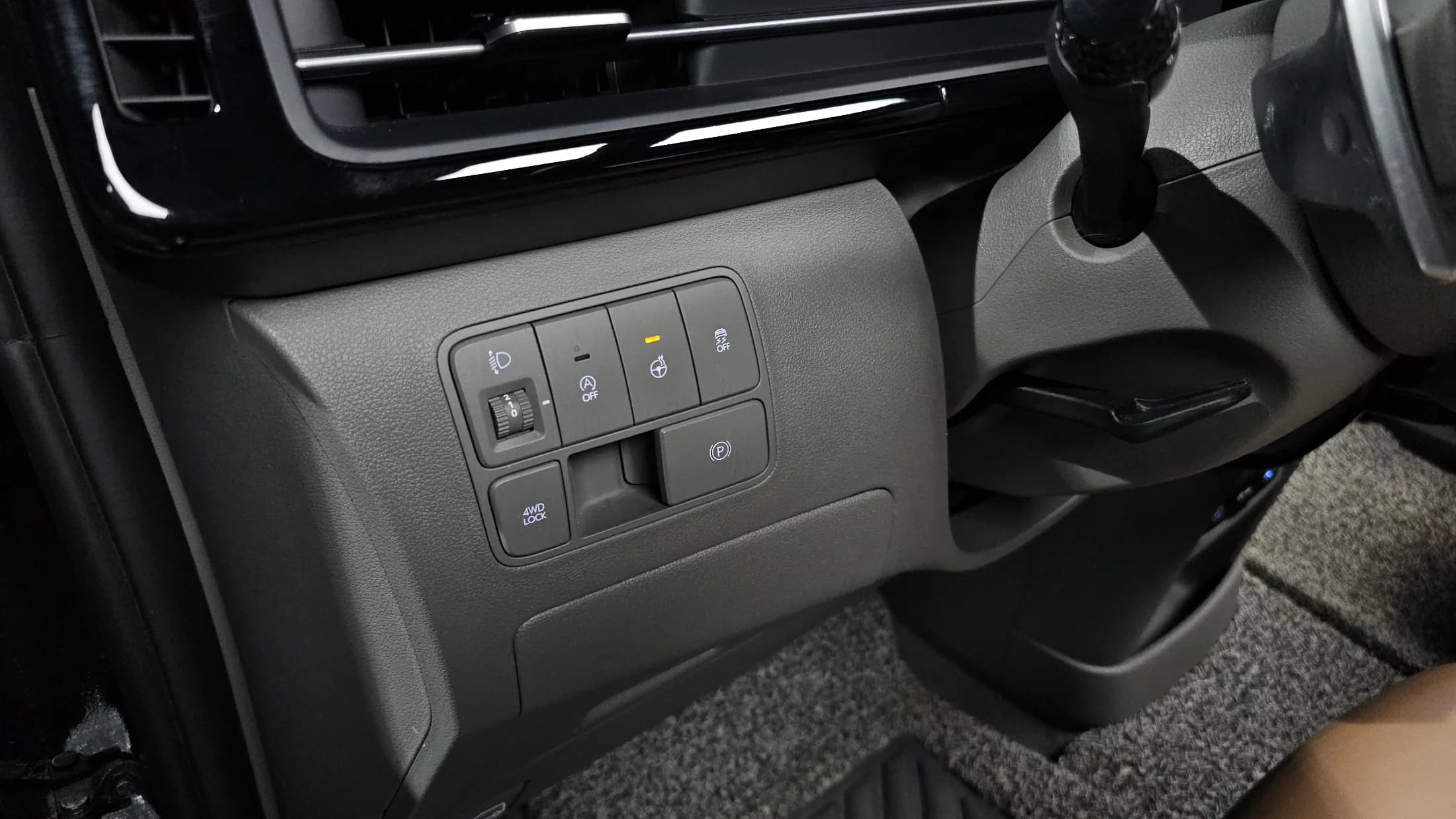 Hyundai Staria 4WD Lounge 9-Seater Inspiration, 2023 г. 107767 км. — фото 18
