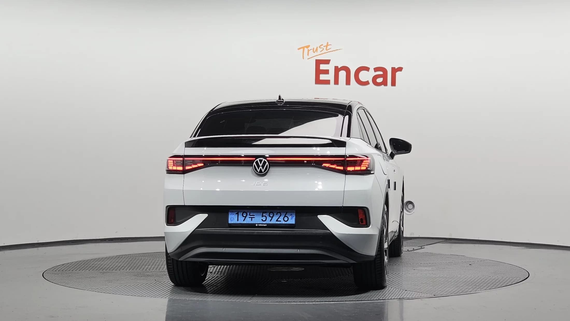 Volkswagen ID.5 Pro, электромобиль, 2025 г. 2881 км. — фото 4