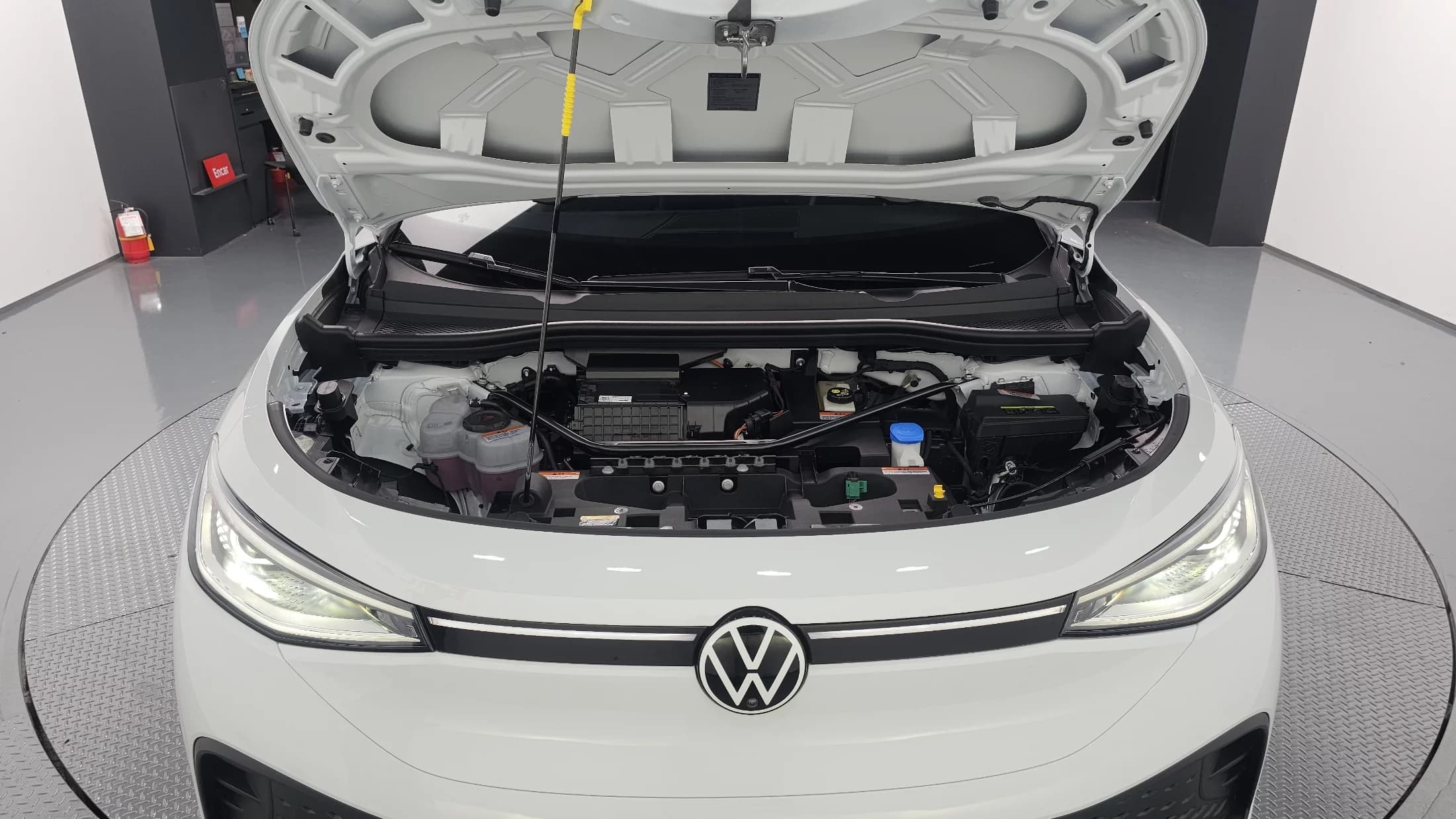 Volkswagen ID.5 Pro, электромобиль, 2025 г. 2881 км. — фото 6