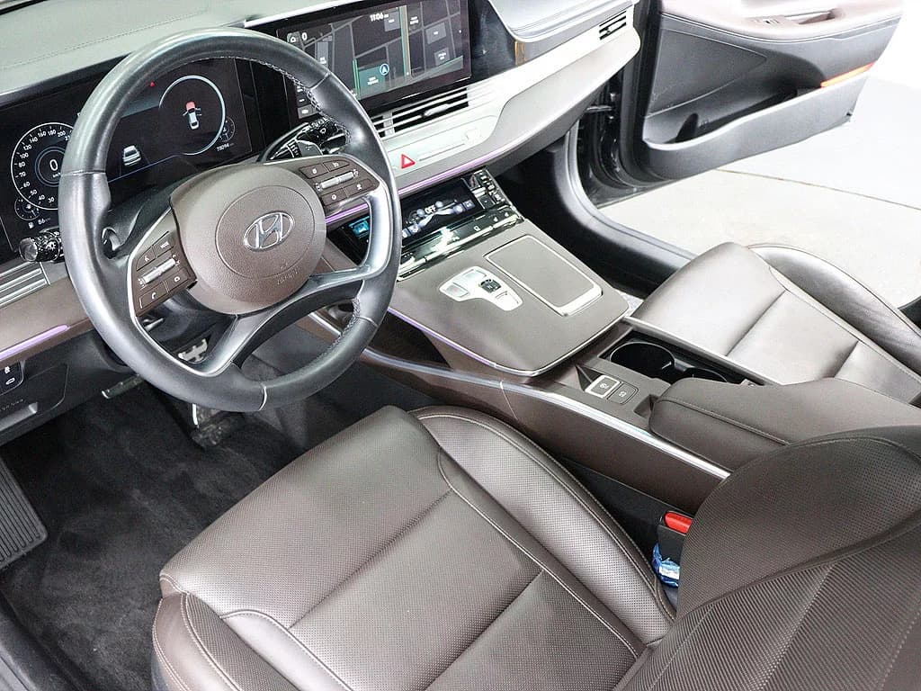Hyundai Grandeur 3.3 AT (290 л.с.) 2021 г. 78095 км — фото 12