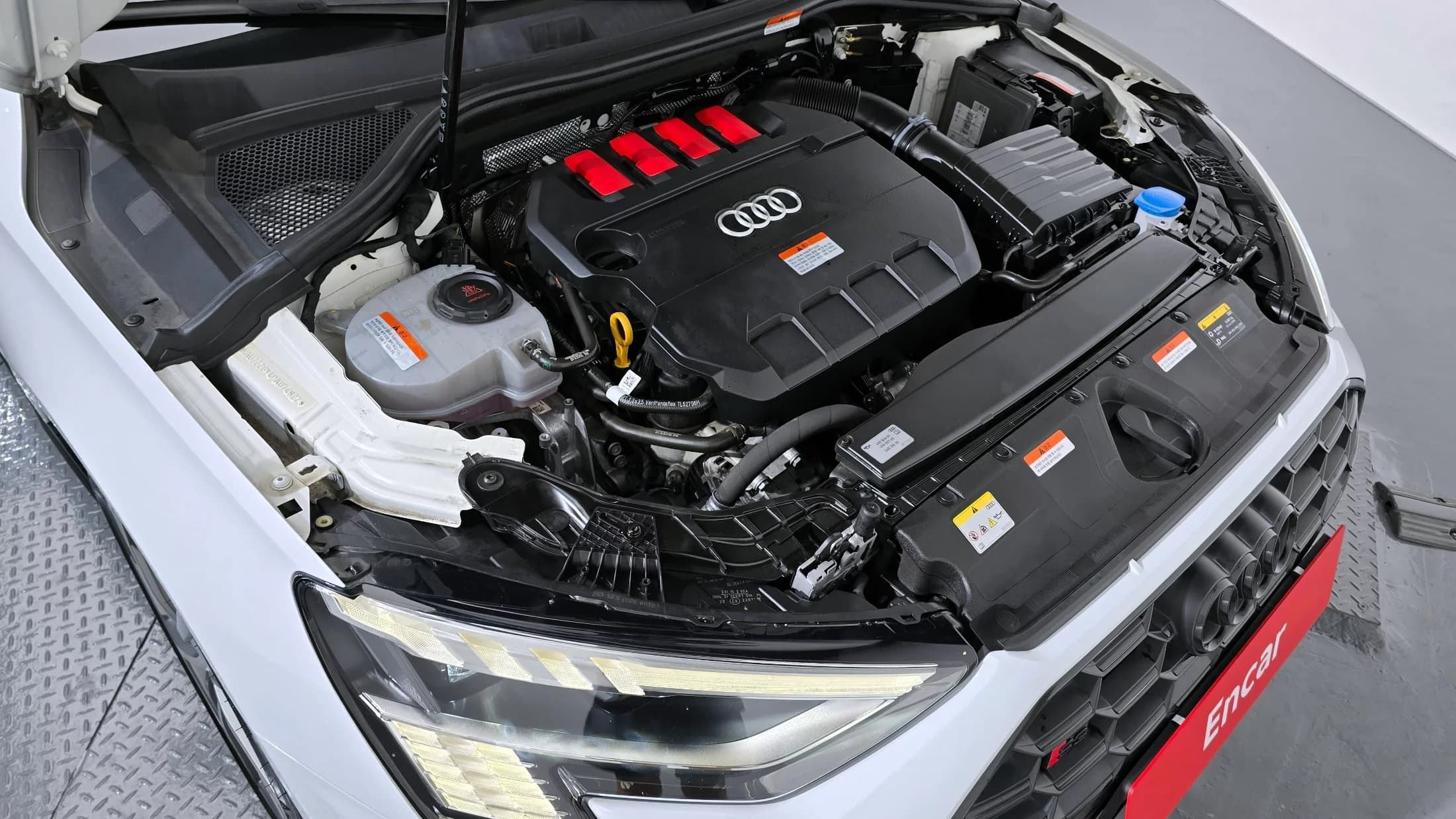 Audi S3 2.0 TFSI Quattro 8V, 2023 г. 29215 км. — фото 6