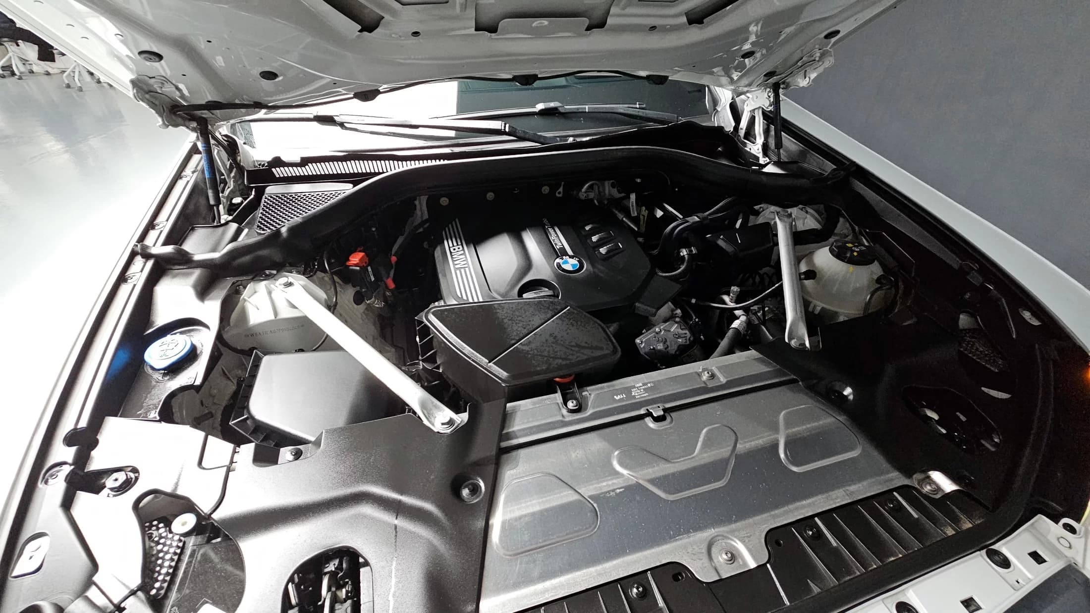 BMW X4 xDrive20d M Sport, 2023 г. 33637 км. — фото 6