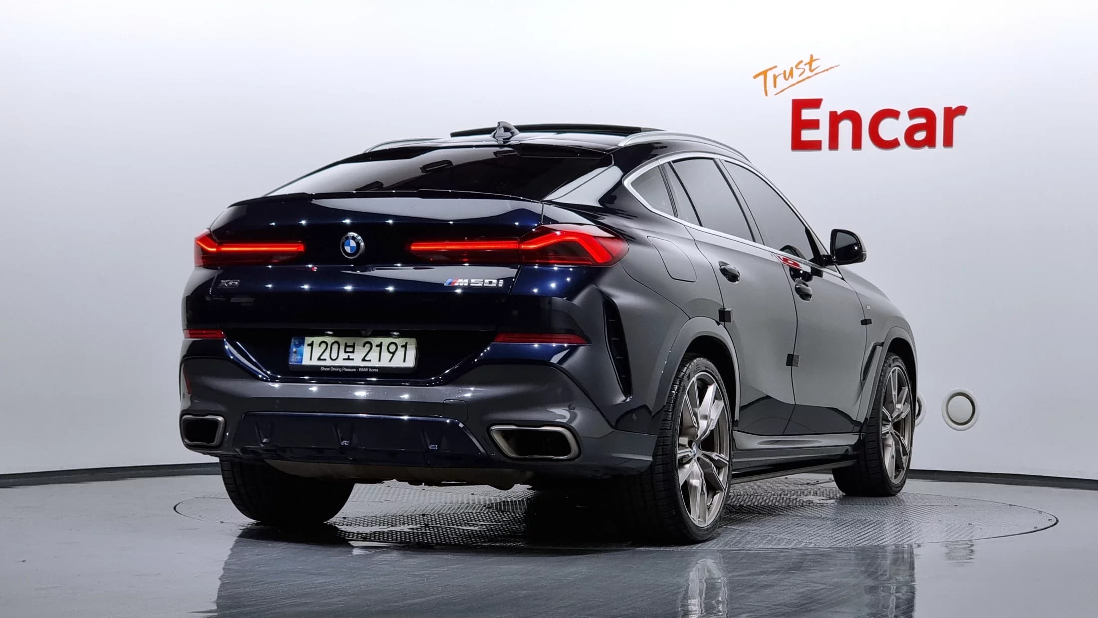 BMW X6 M50i, 2021 г. 103700 км. — фото 2