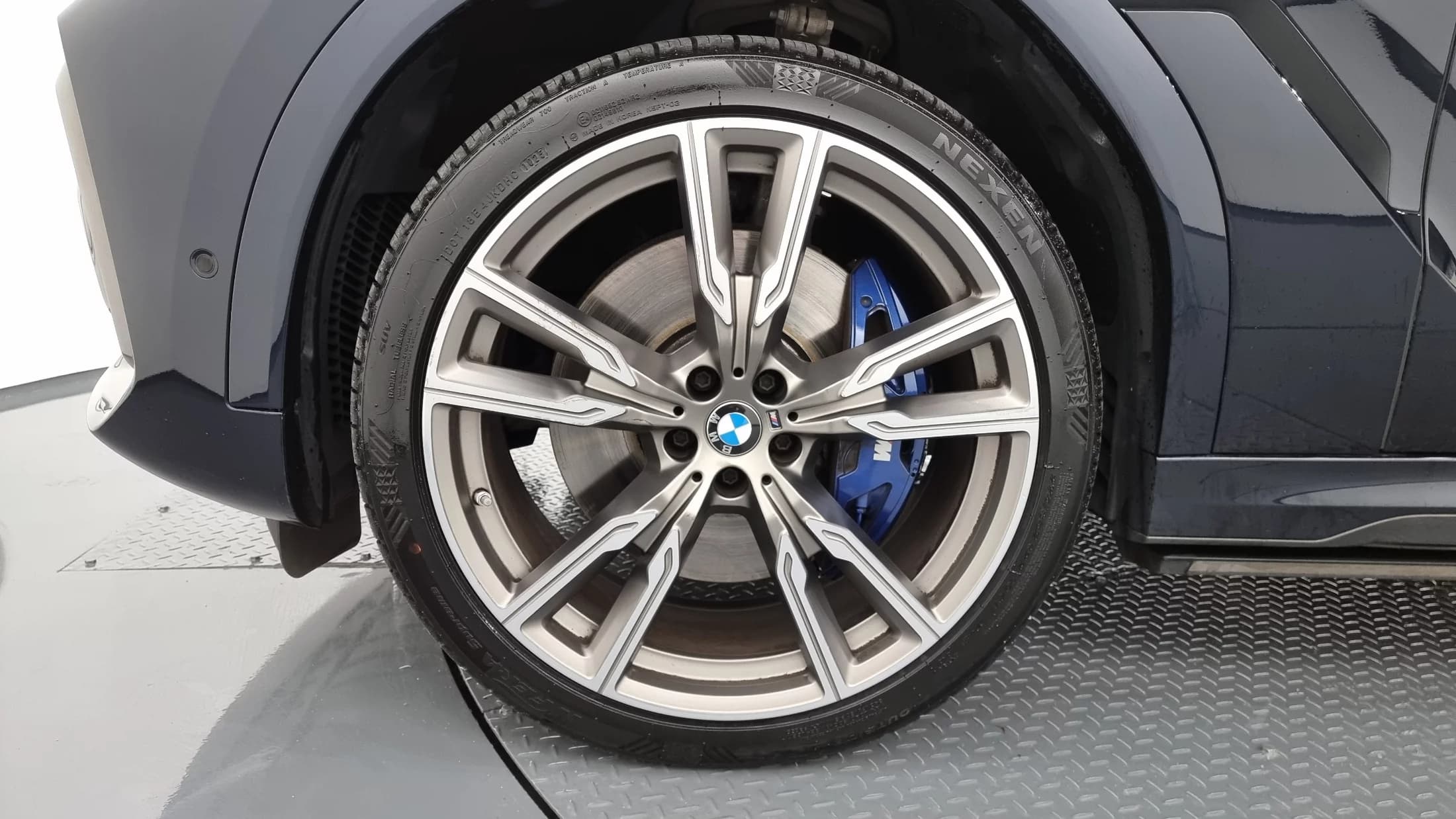 BMW X6 M50i, 2021 г. 103700 км. — фото 5