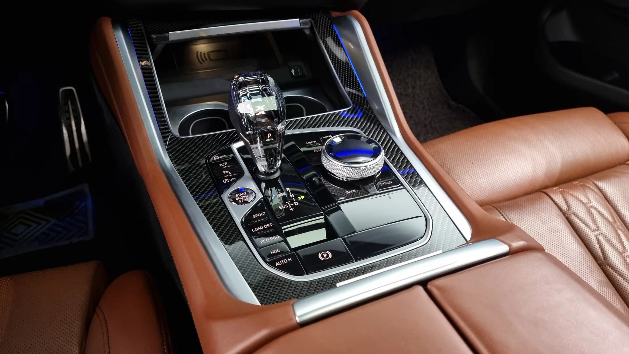 BMW X6 M50i, 2021 г. 103700 км. — фото 9