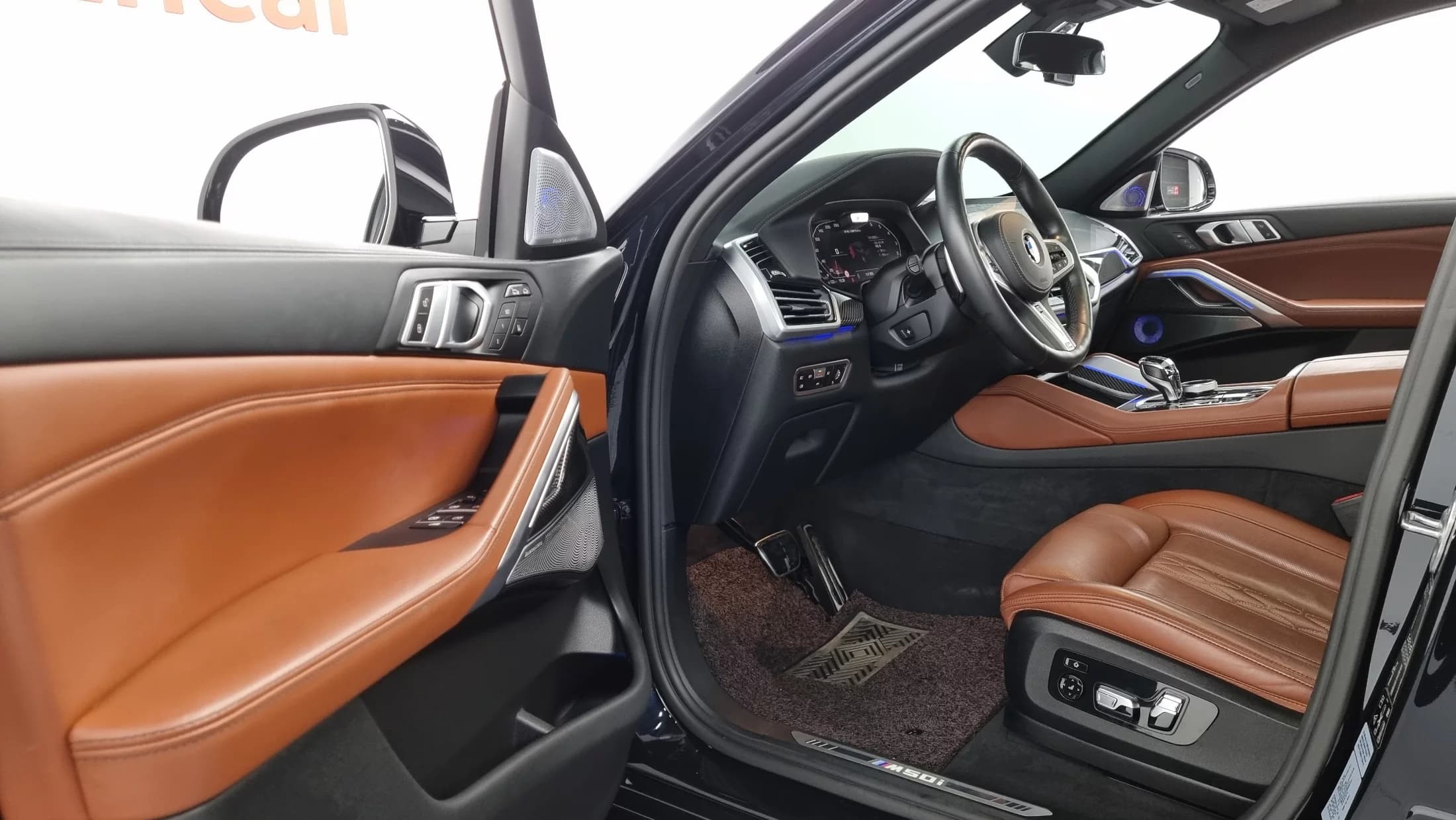 BMW X6 M50i, 2021 г. 103700 км. — фото 10