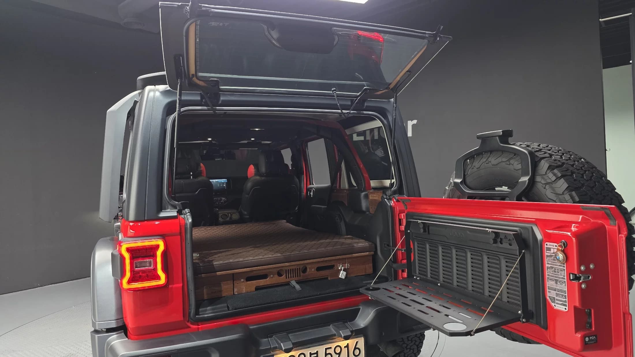 Jeep WRANGLER 2.0 Rubicon 4Door, 2024 г. 15921 км. — фото 20