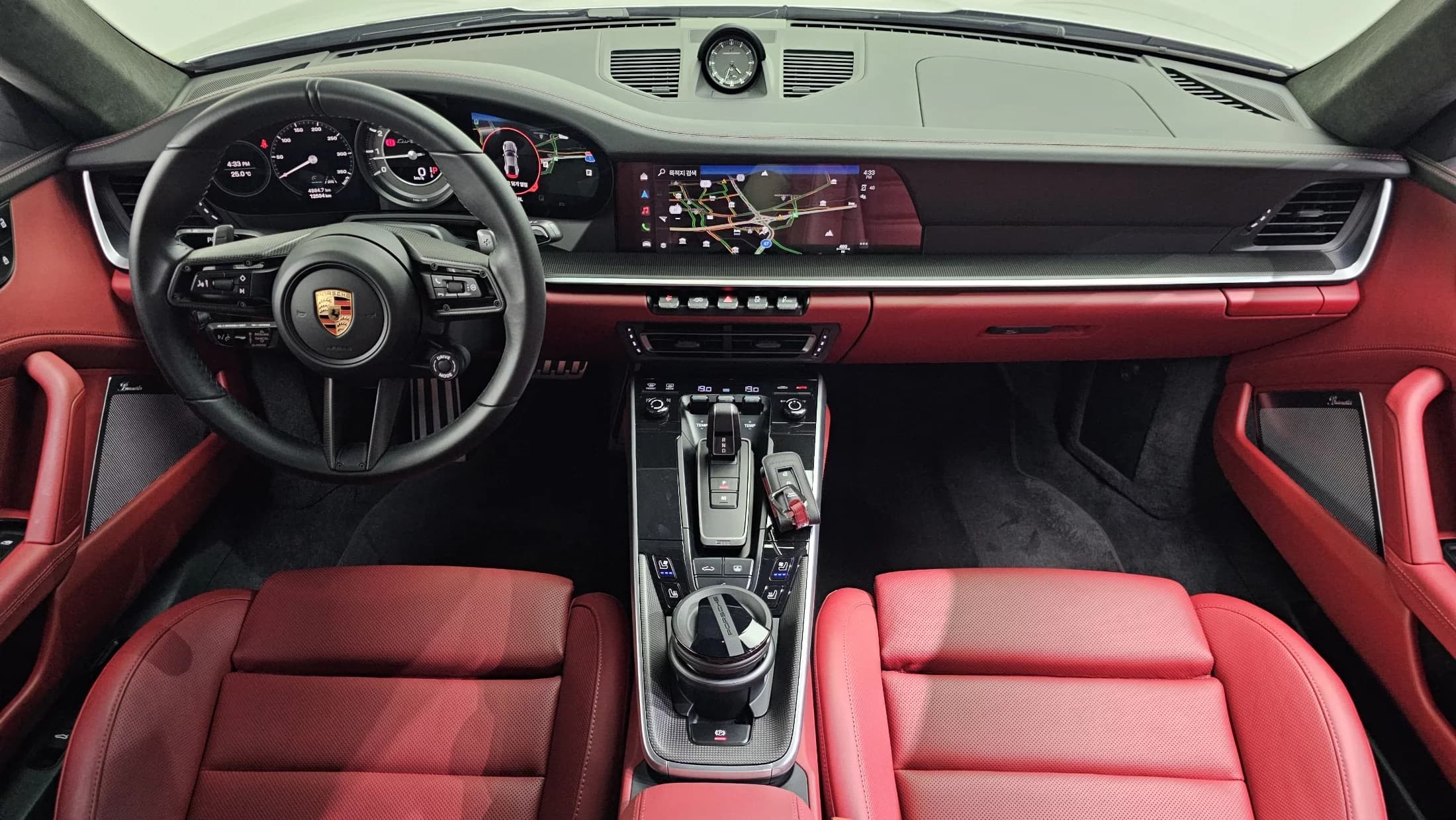 Porsche 911 Turbo S, 2023 г. 12611 км. — фото 7