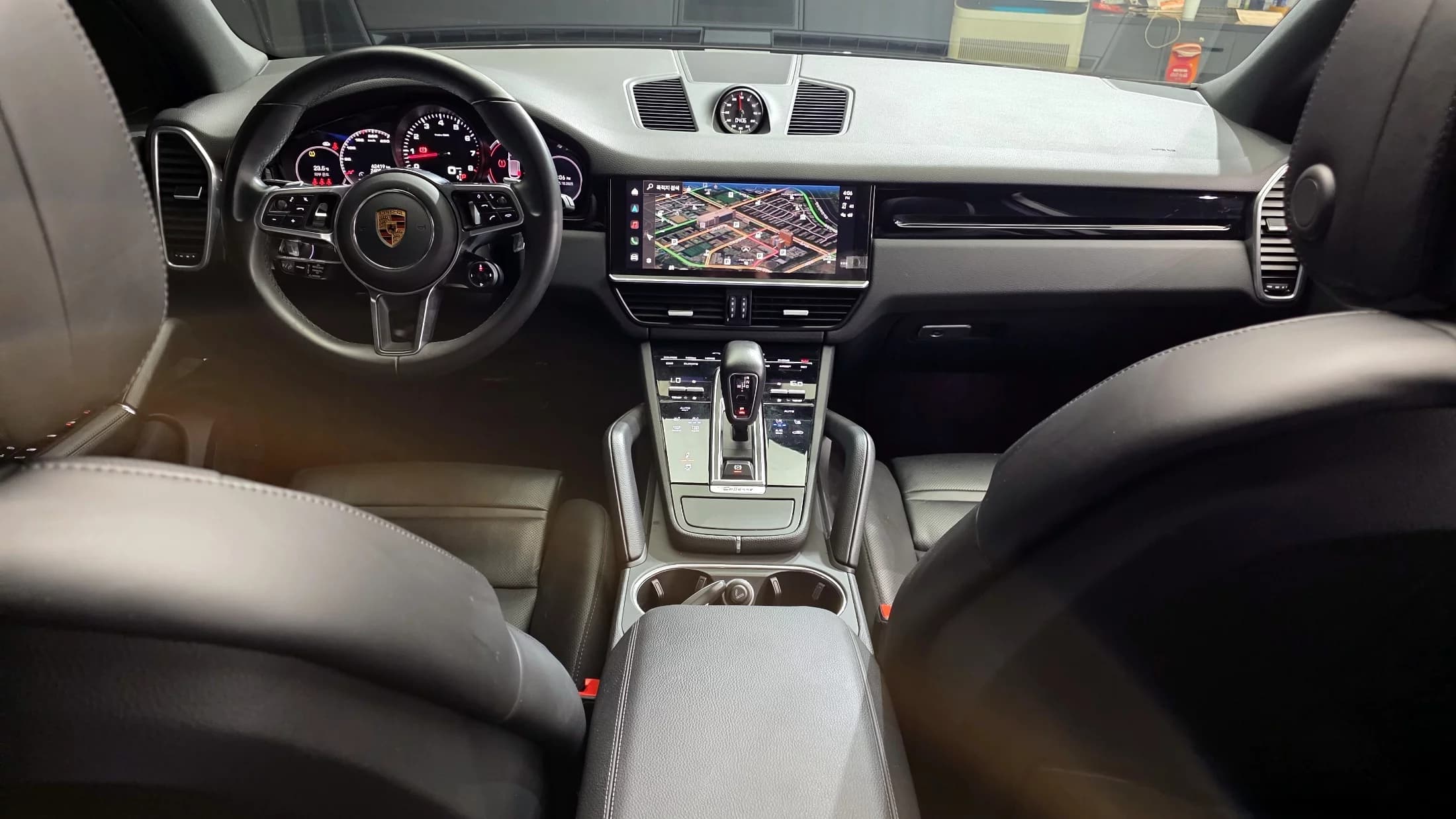 Porsche CAYENNE 3.0, 2023 г. 62494 км. — фото 7