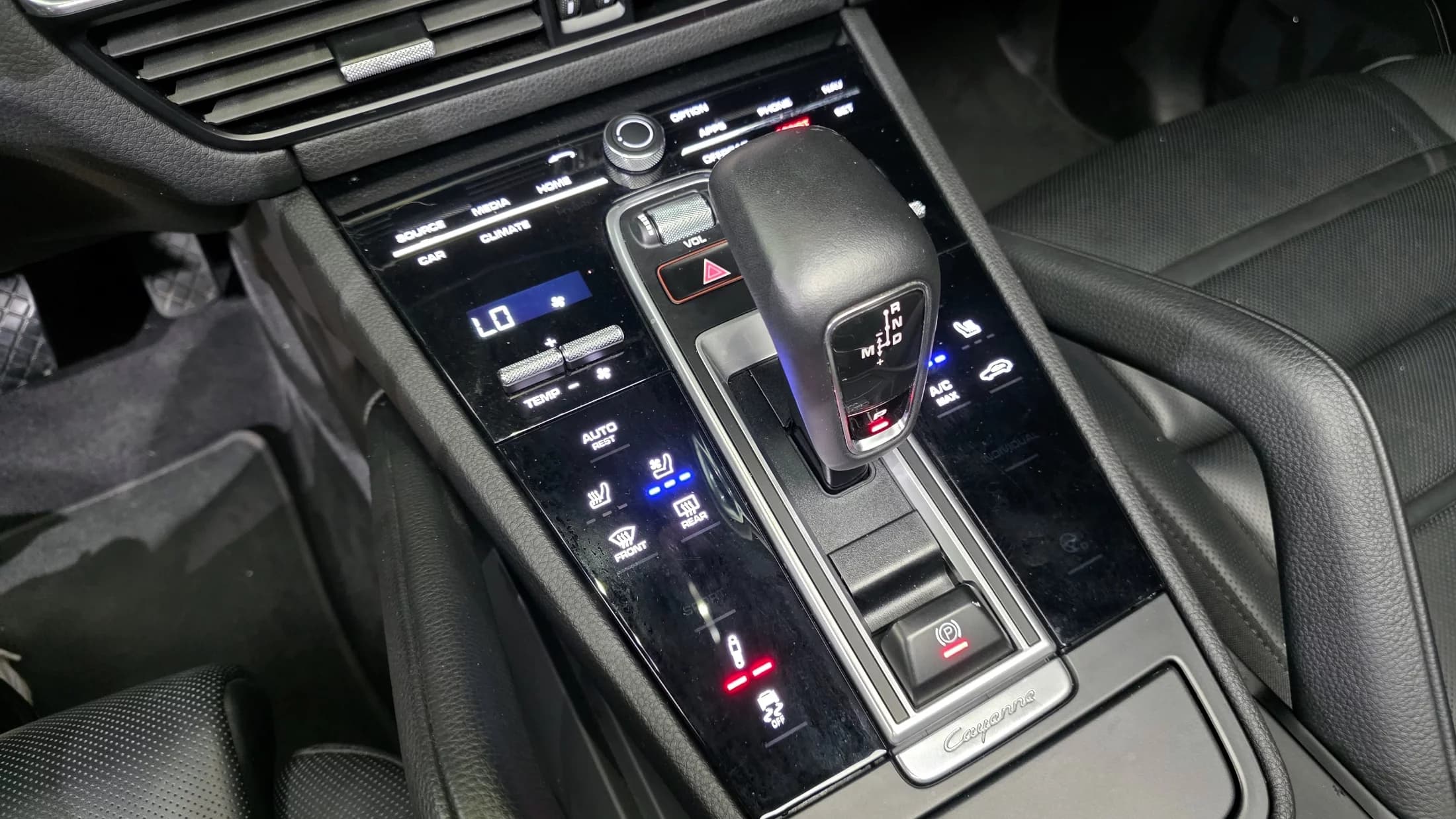 Porsche CAYENNE 3.0, 2023 г. 62494 км. — фото 9