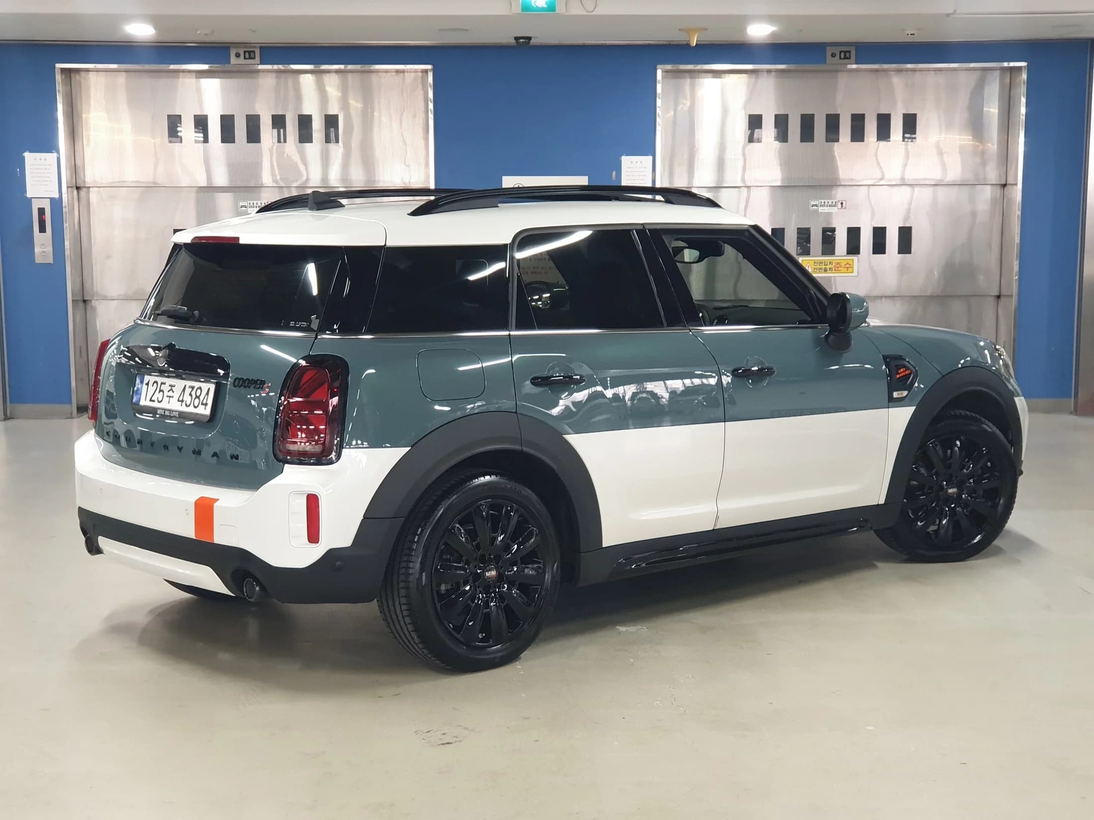MINI Countryman ALL4 Uncharted Edition 2nd, 2024 г. 12715 км. — фото 2