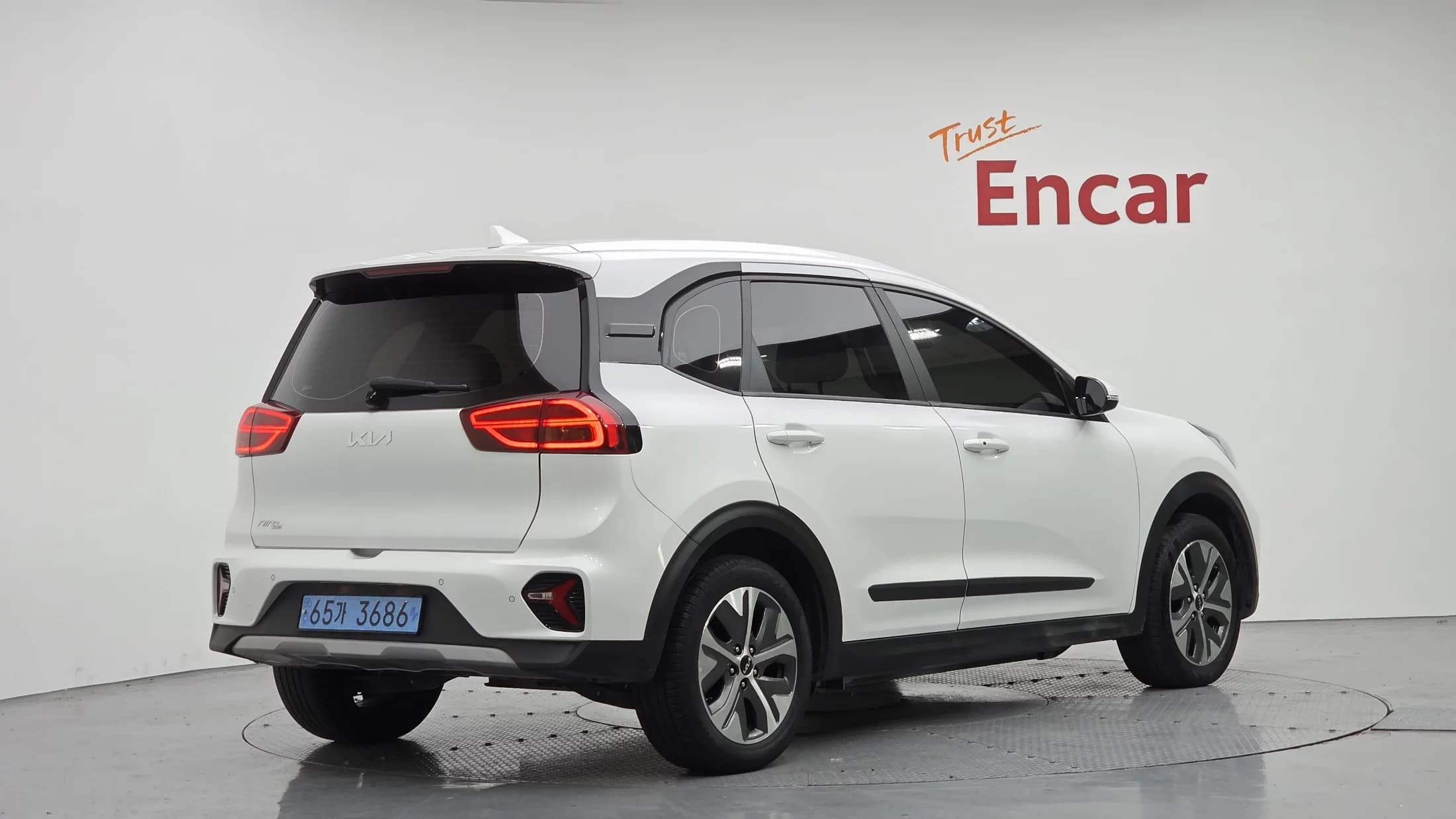Kia Niro Earth, электромобиль, 2022 г. 126608 км. — фото 2