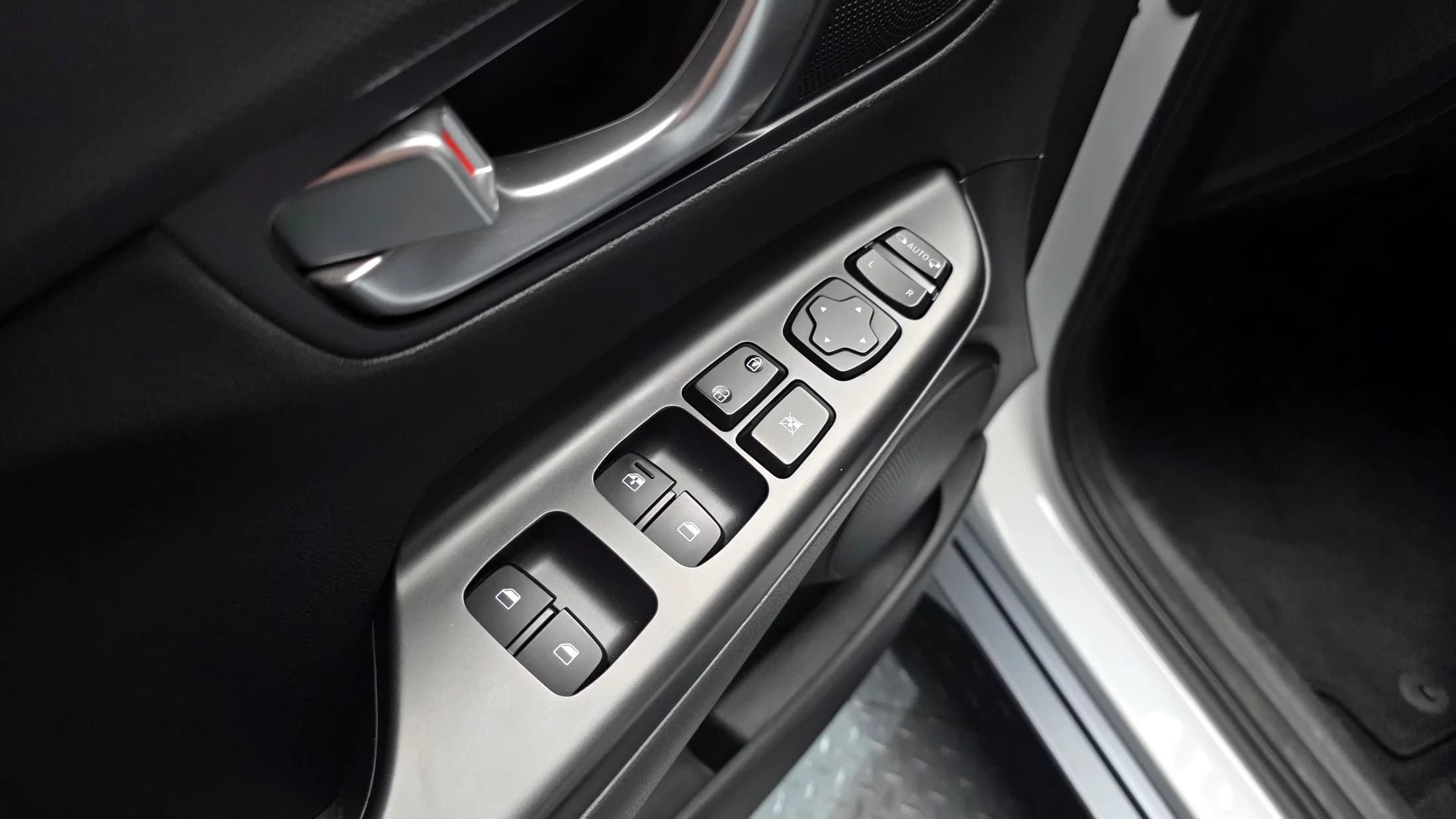 Hyundai Kona Gasoline 2.0 2WD Modern, 2022 г. 105920 км. — фото 14