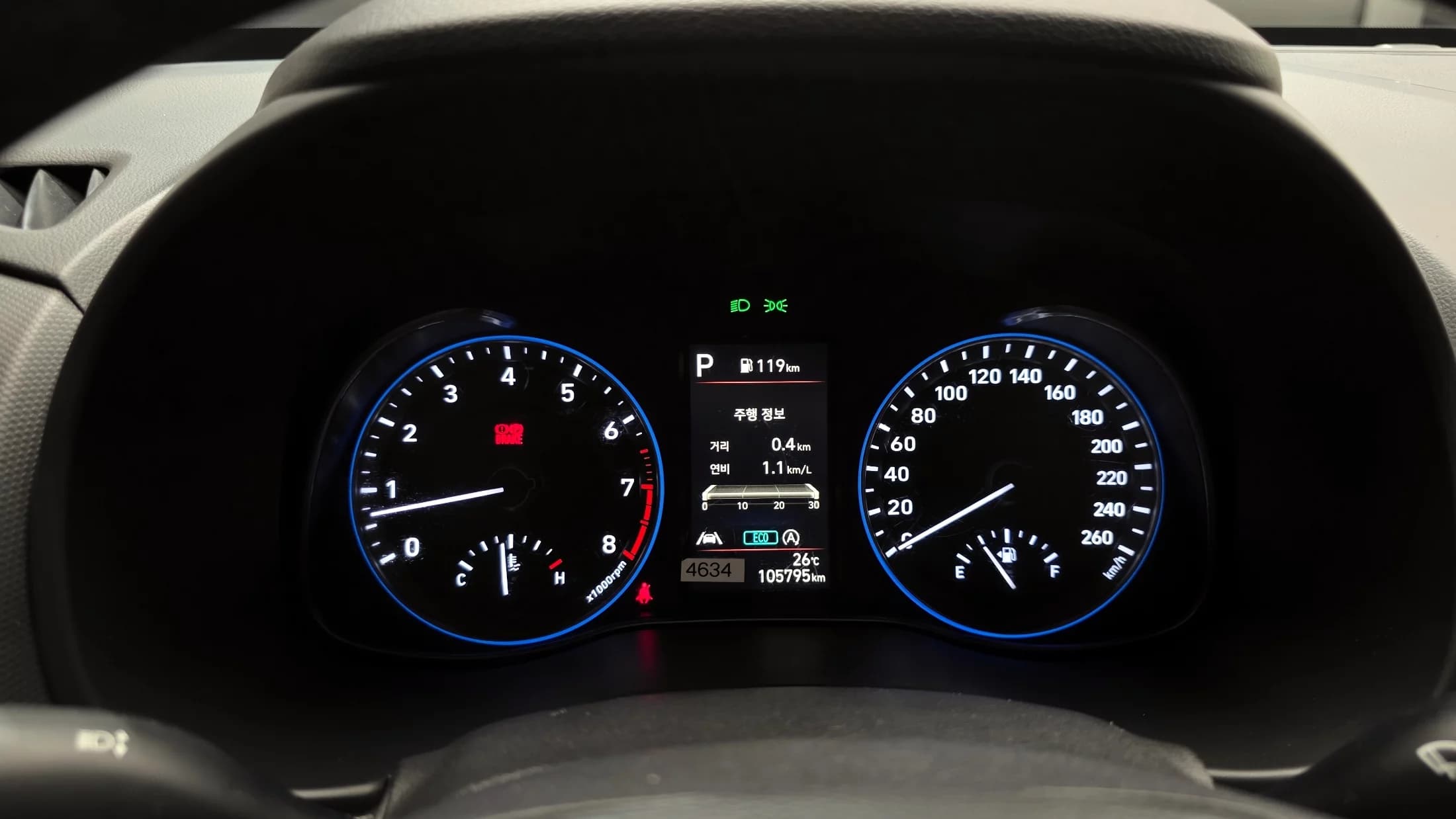 Hyundai Kona Gasoline 2.0 2WD Modern, 2022 г. 105920 км. — фото 8