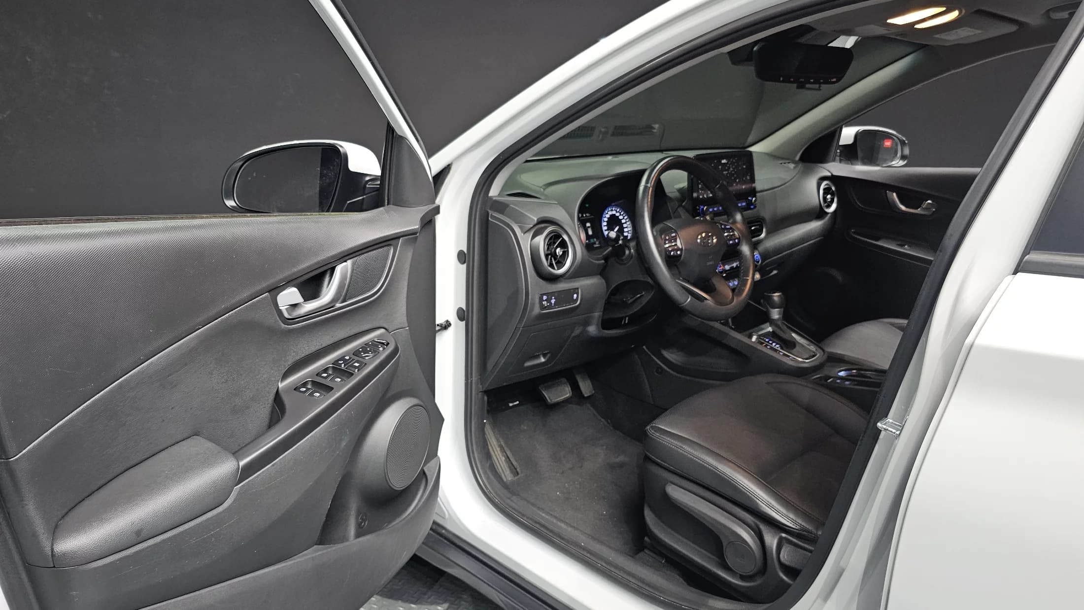 Hyundai Kona Gasoline 1.6 Turbo 2WD Modern, 2021 г. 52772 км. — фото 11