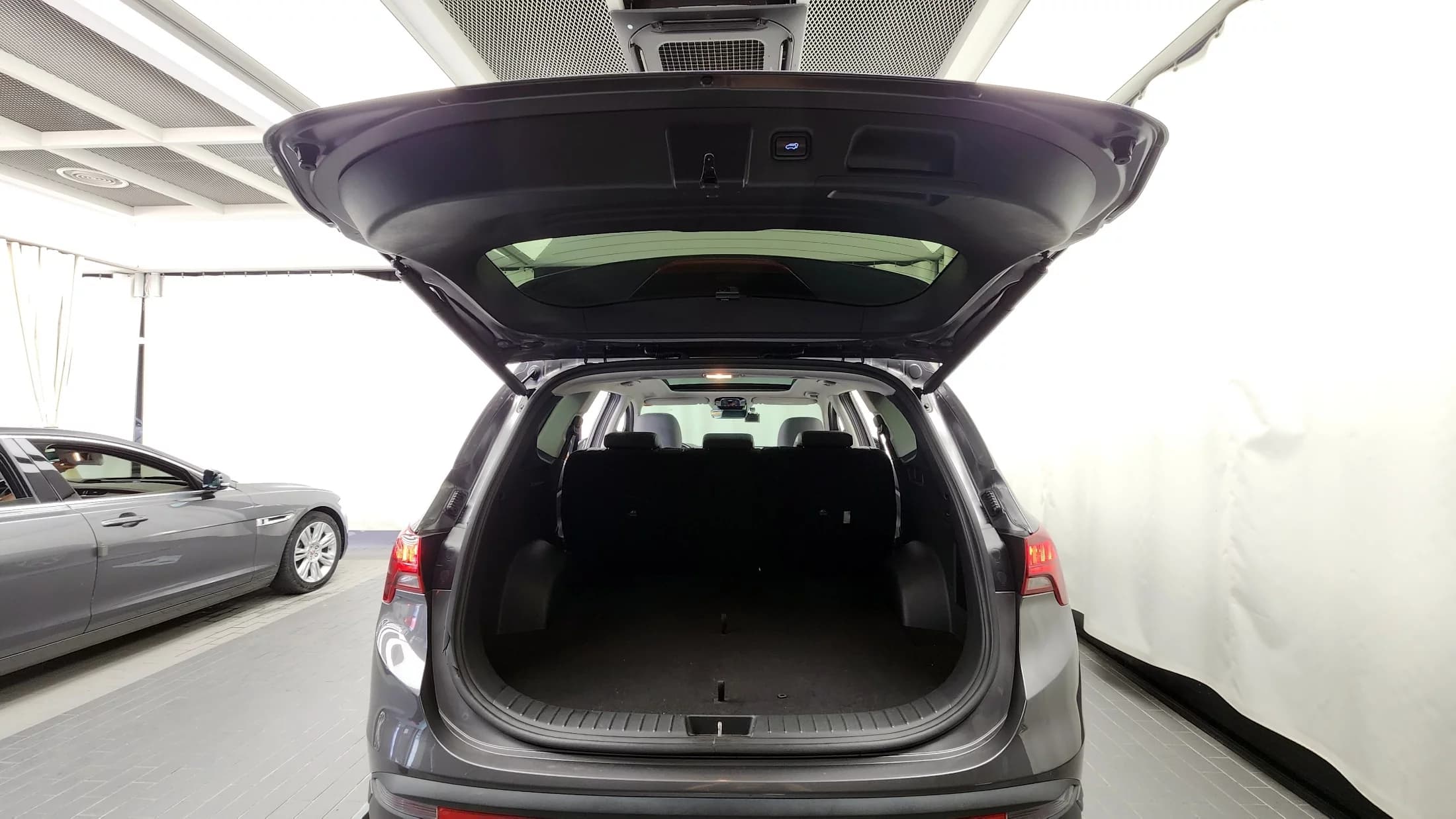 Hyundai Santa Fe HEV 1.6 2WD Prestige, гибрид, 2021 г. 111396 км. — фото 20