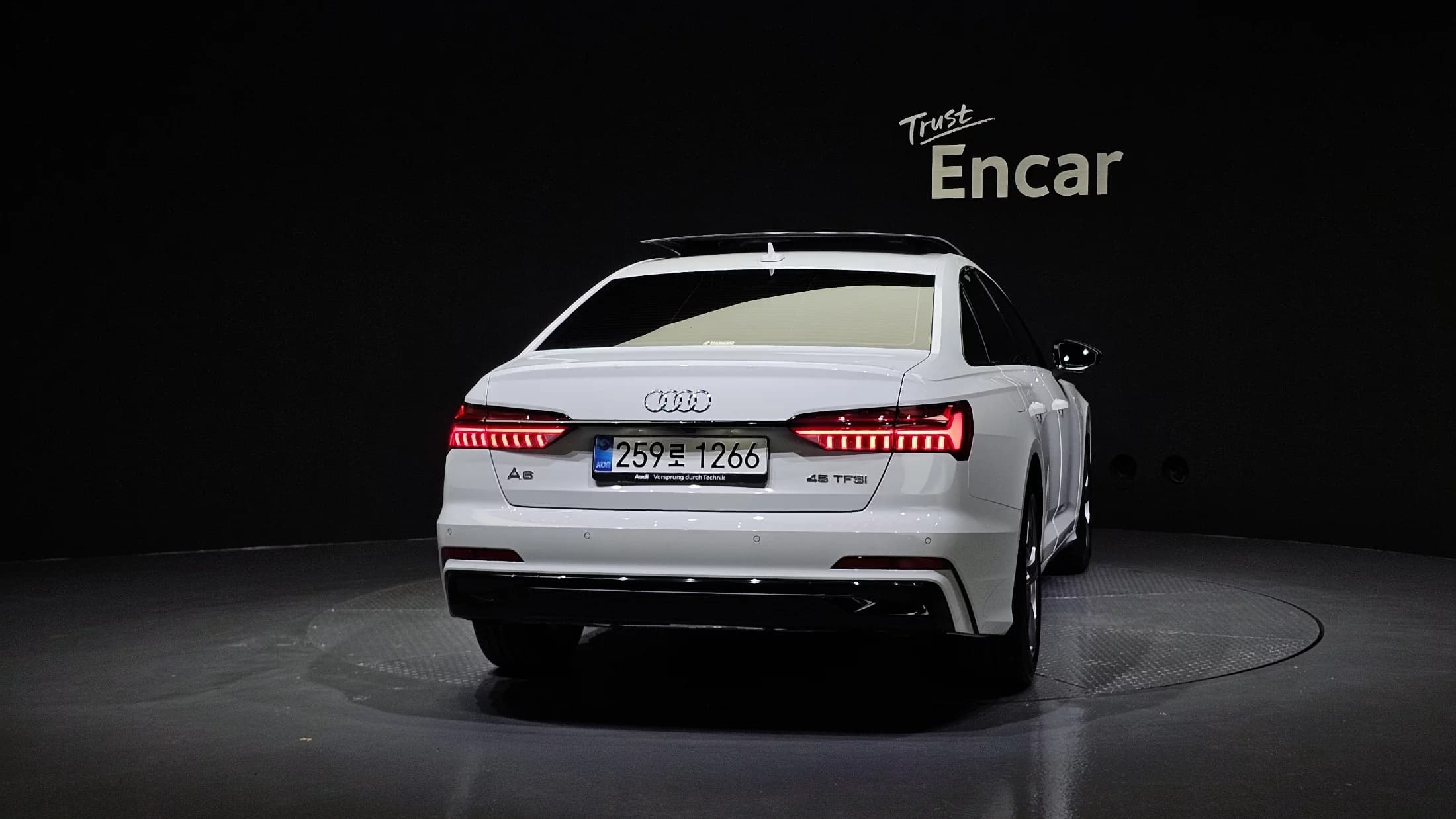 Audi A6 45 TFSI Premium, 2025 г. 3352 км. — фото 4