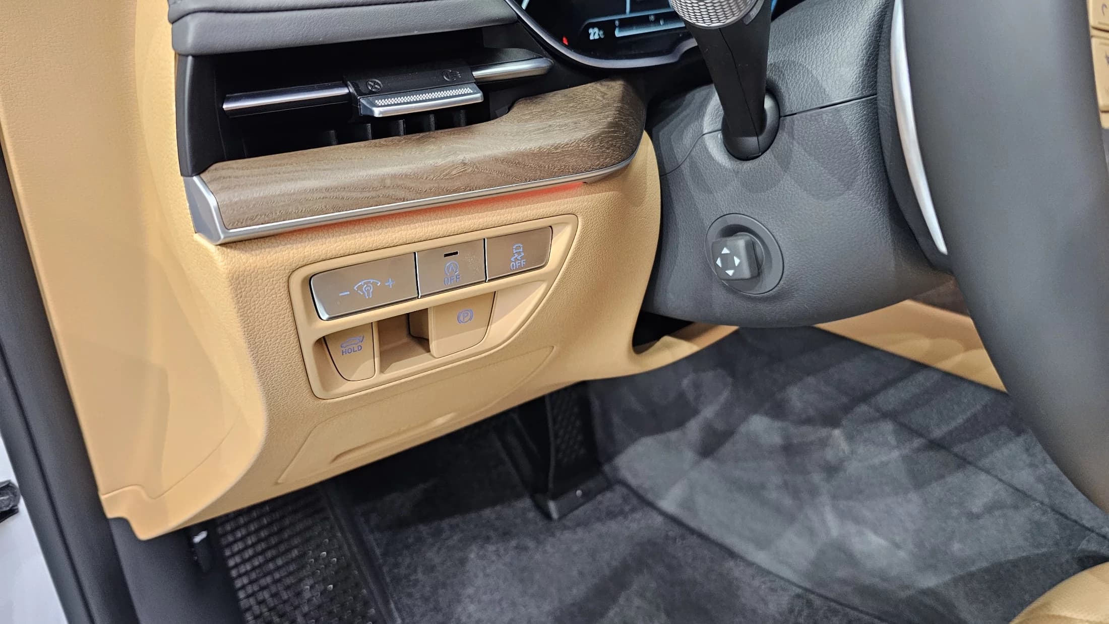 Genesis G80 Gasoline 2.5 Turbo AWD, 2023 г. 18492 км. — фото 15