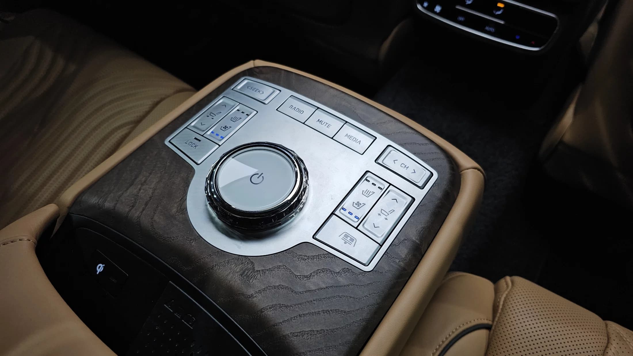 Genesis G80 Gasoline 2.5 Turbo AWD, 2023 г. 18492 км. — фото 20
