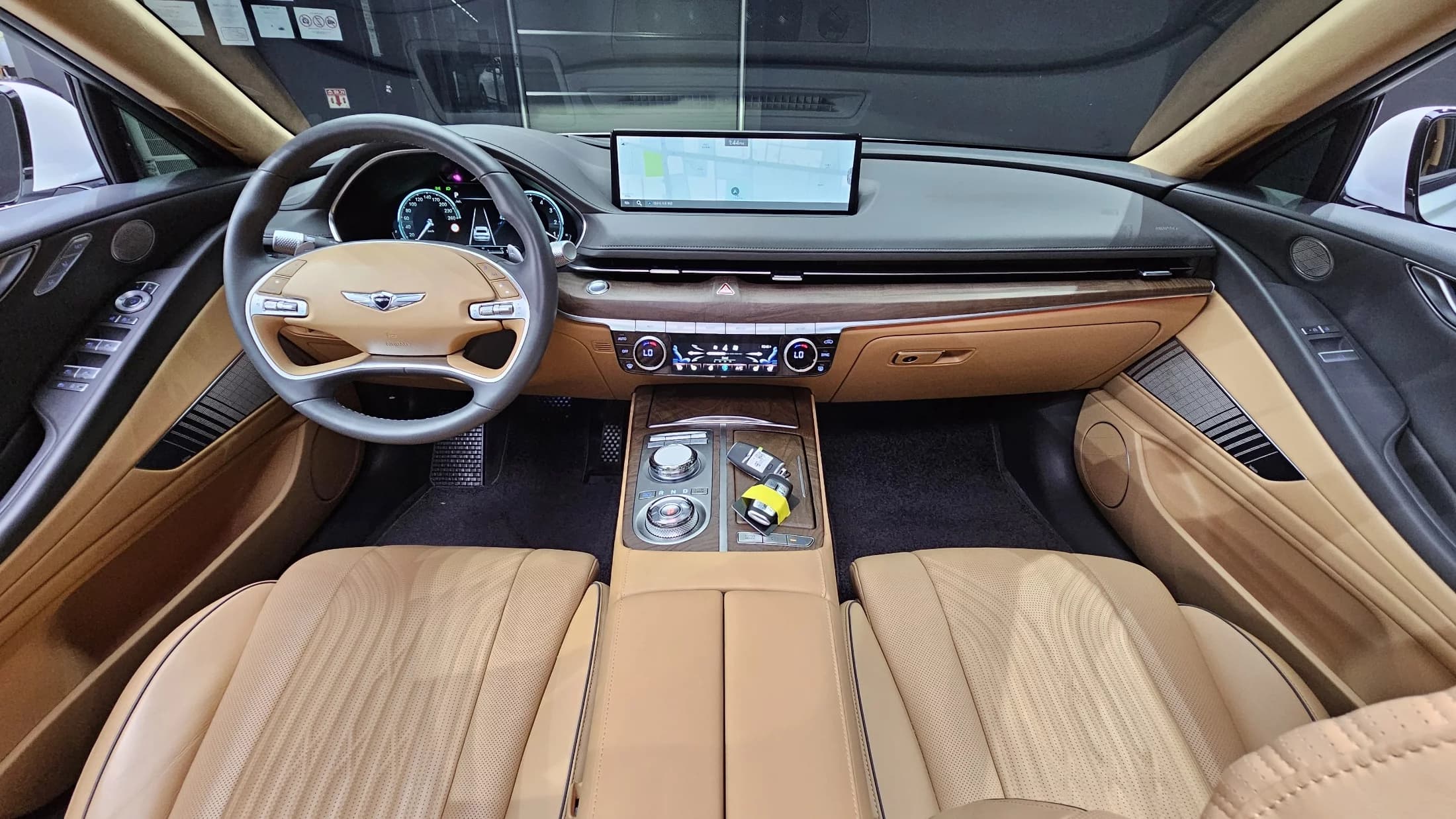 Genesis G80 Gasoline 2.5 Turbo AWD, 2023 г. 18492 км. — фото 7