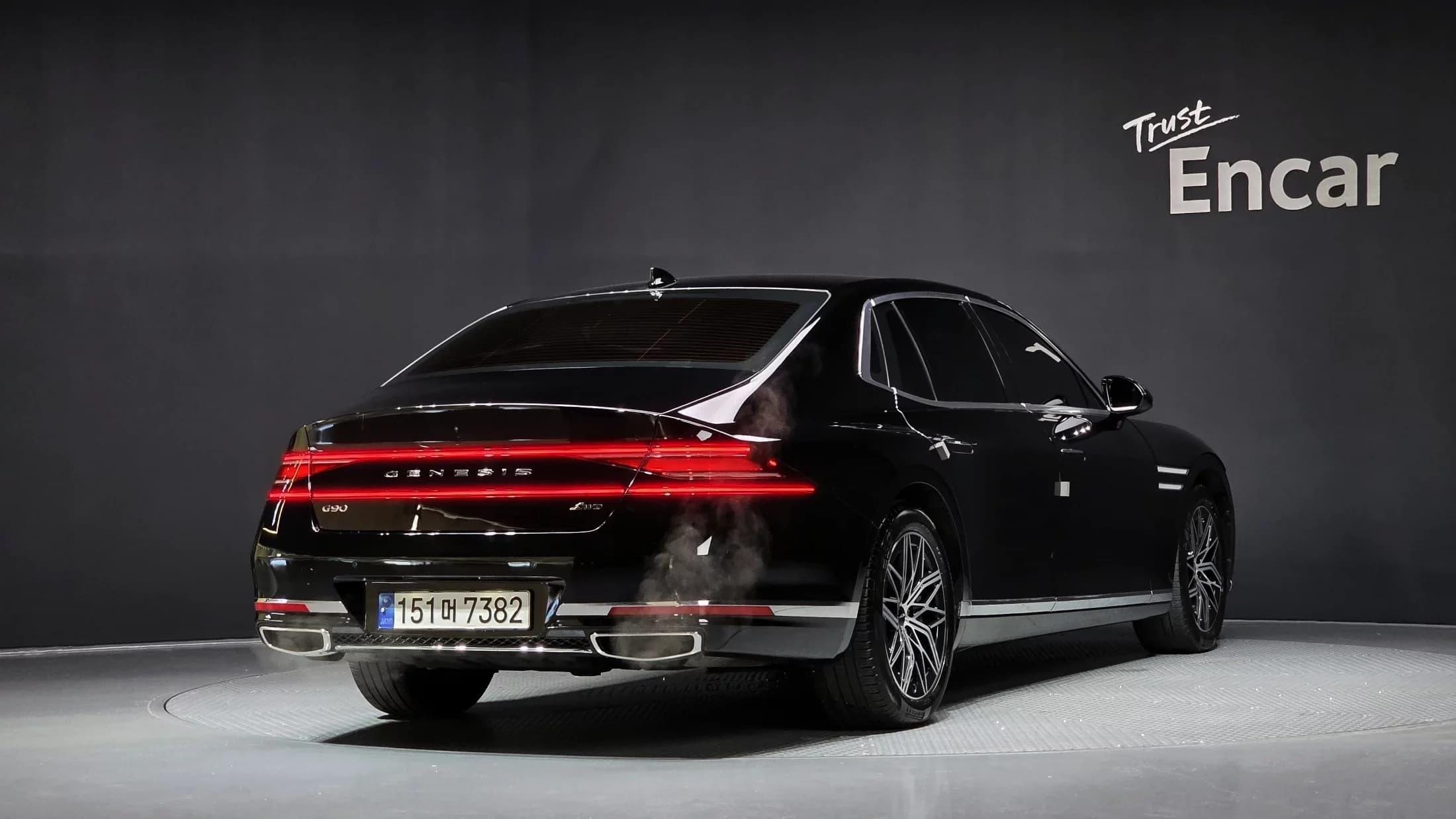 Genesis G90 Gasoline 3.5 Turbo AWD, 2022 г. 74423 км. — фото 2